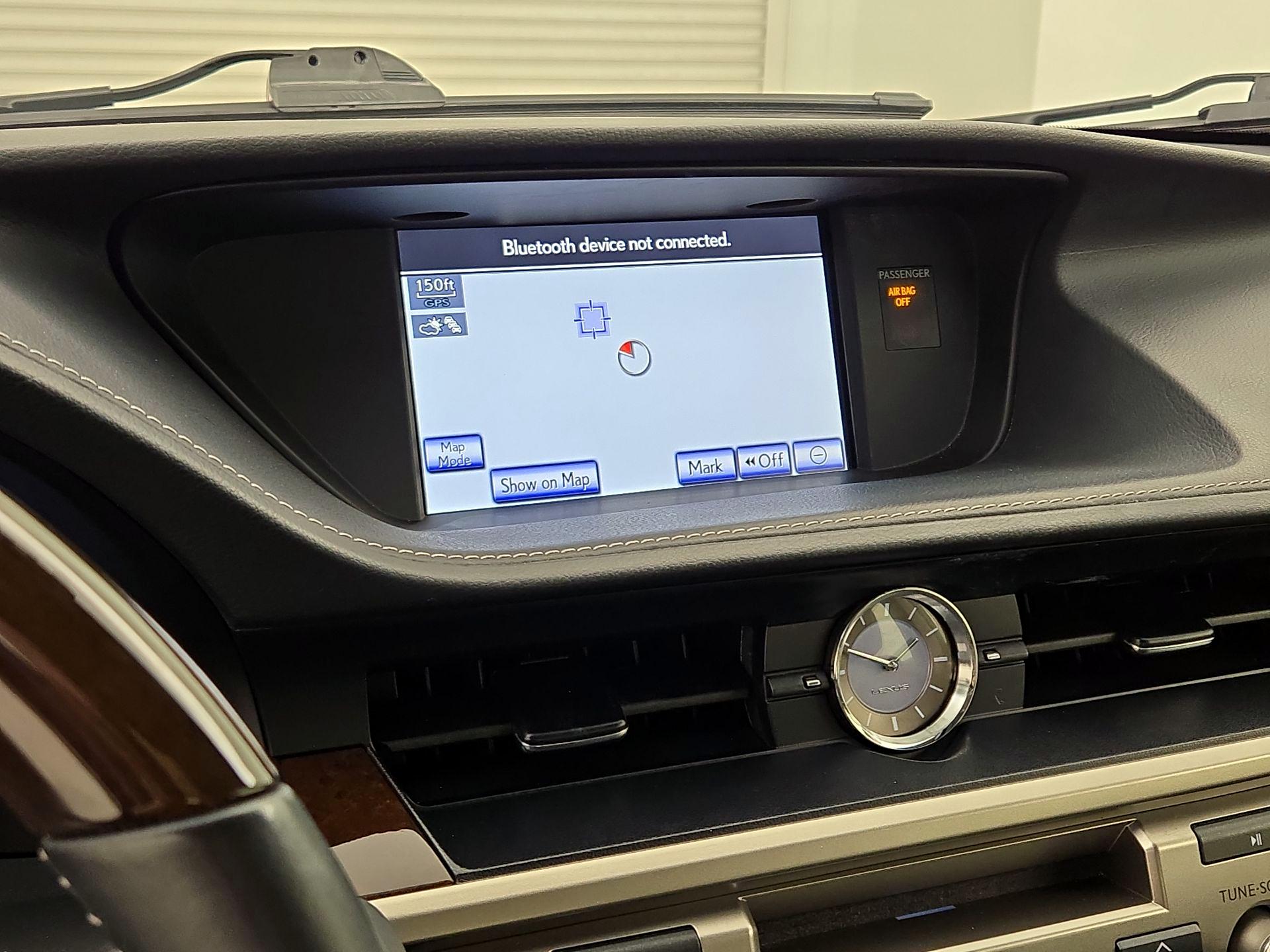 Thumbnail: 2014 Lexus ES - 13