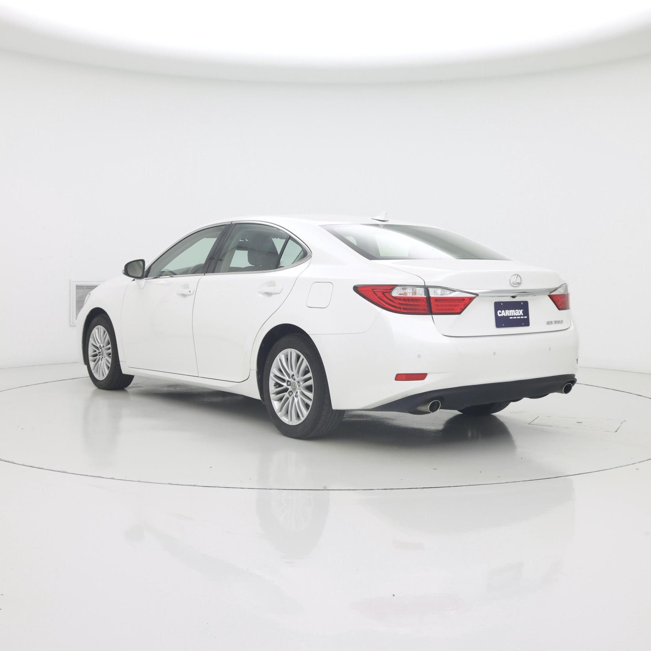 Thumbnail: 2014 Lexus ES - 2