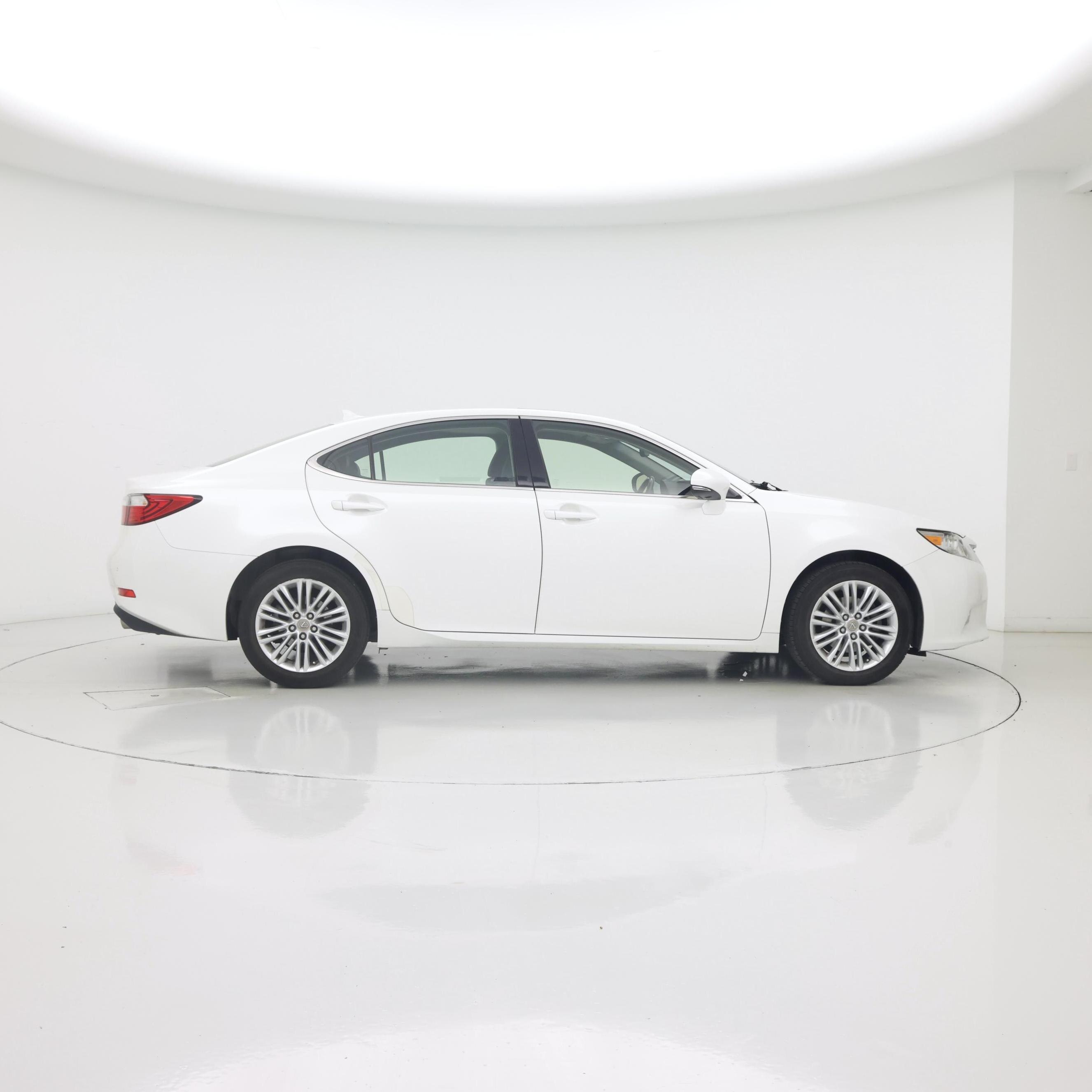 Thumbnail: 2014 Lexus ES - 7