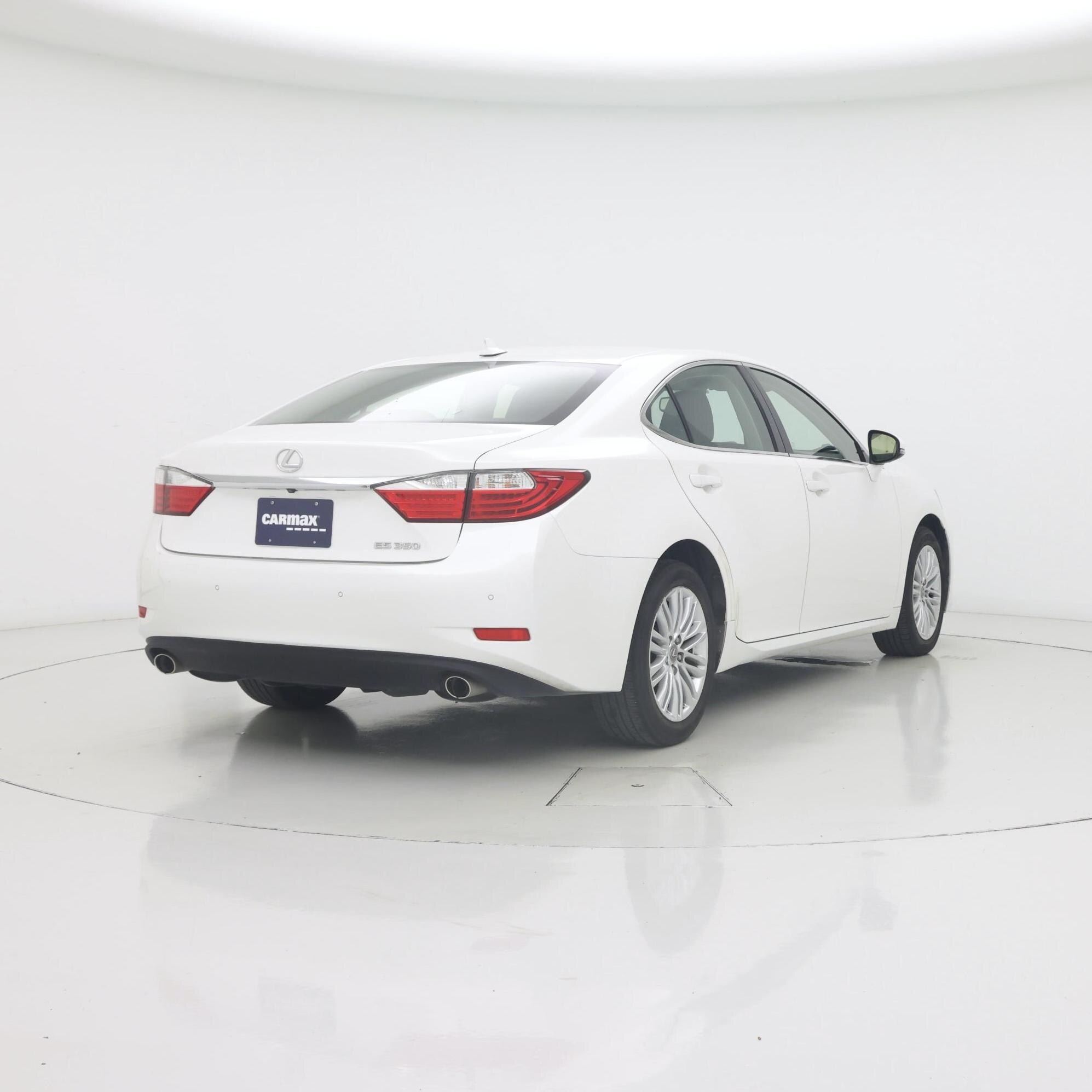 Thumbnail: 2014 Lexus ES - 8