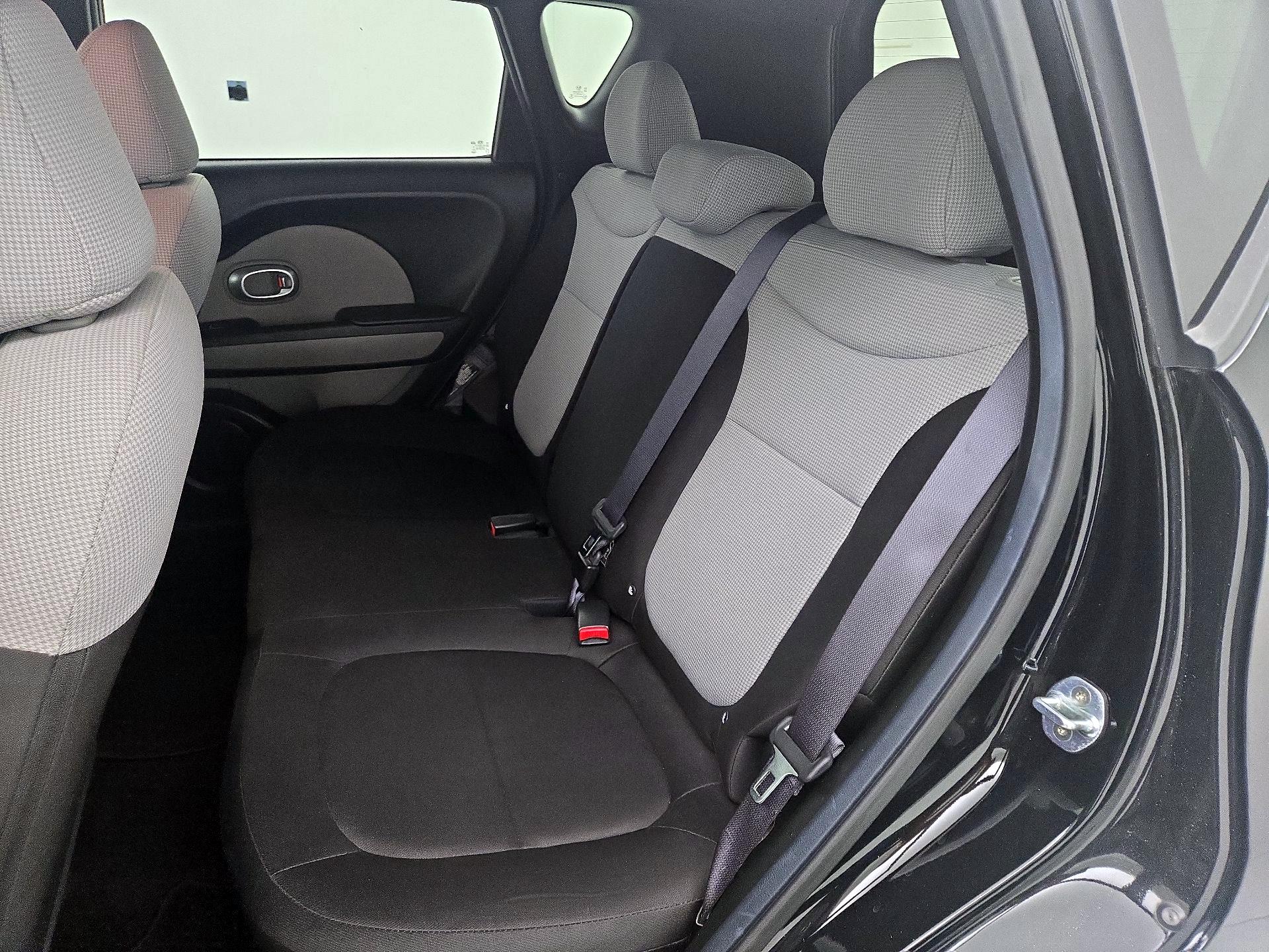 Thumbnail: 2019 Kia Soul - 19