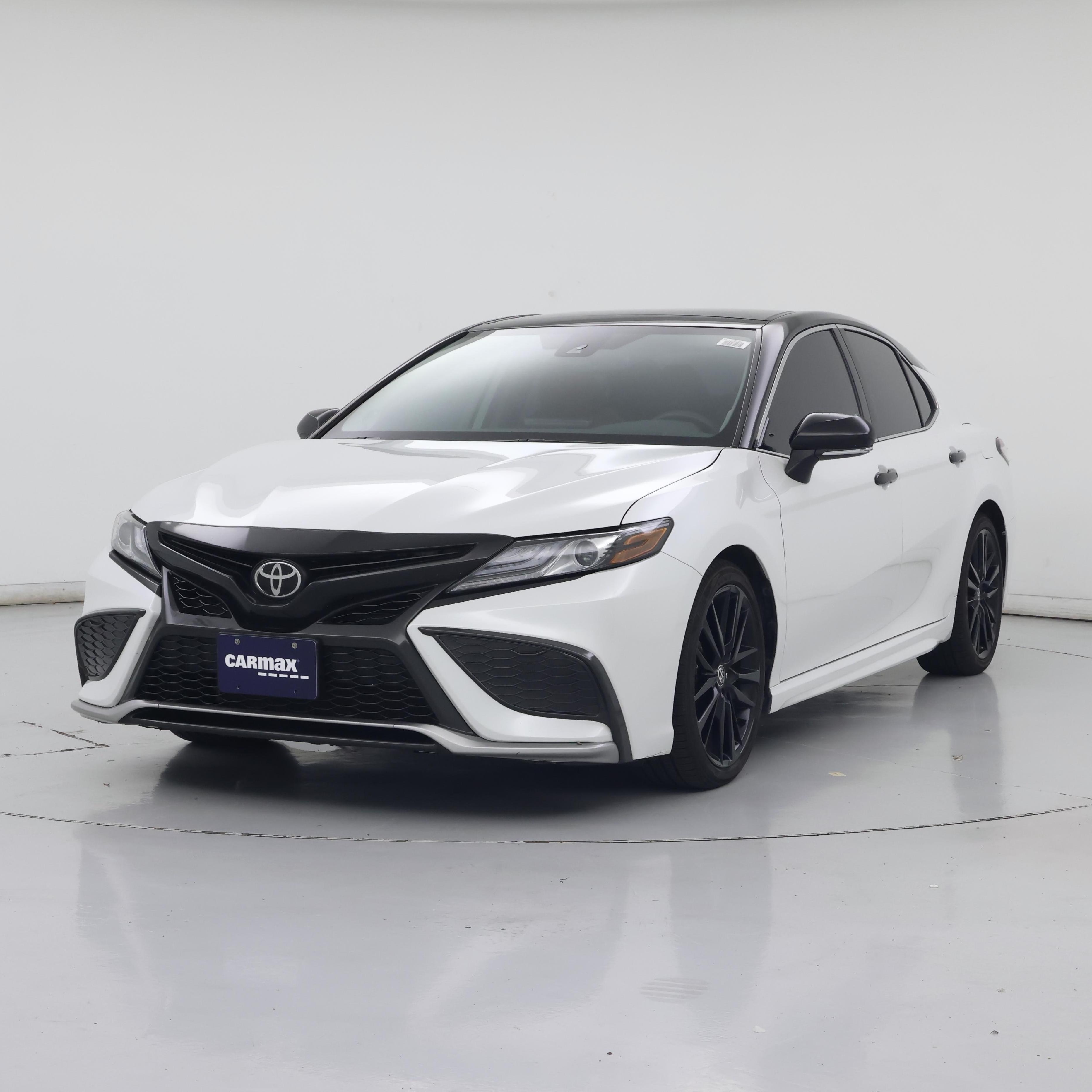 Thumbnail: 2022 Toyota Camry - 4