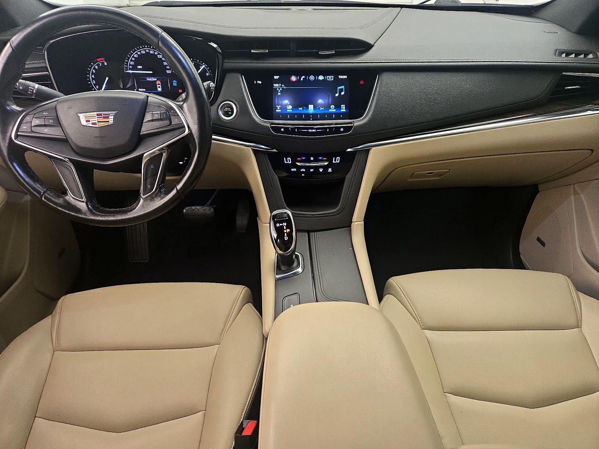 Thumbnail: 2019 Cadillac XT5 - 9