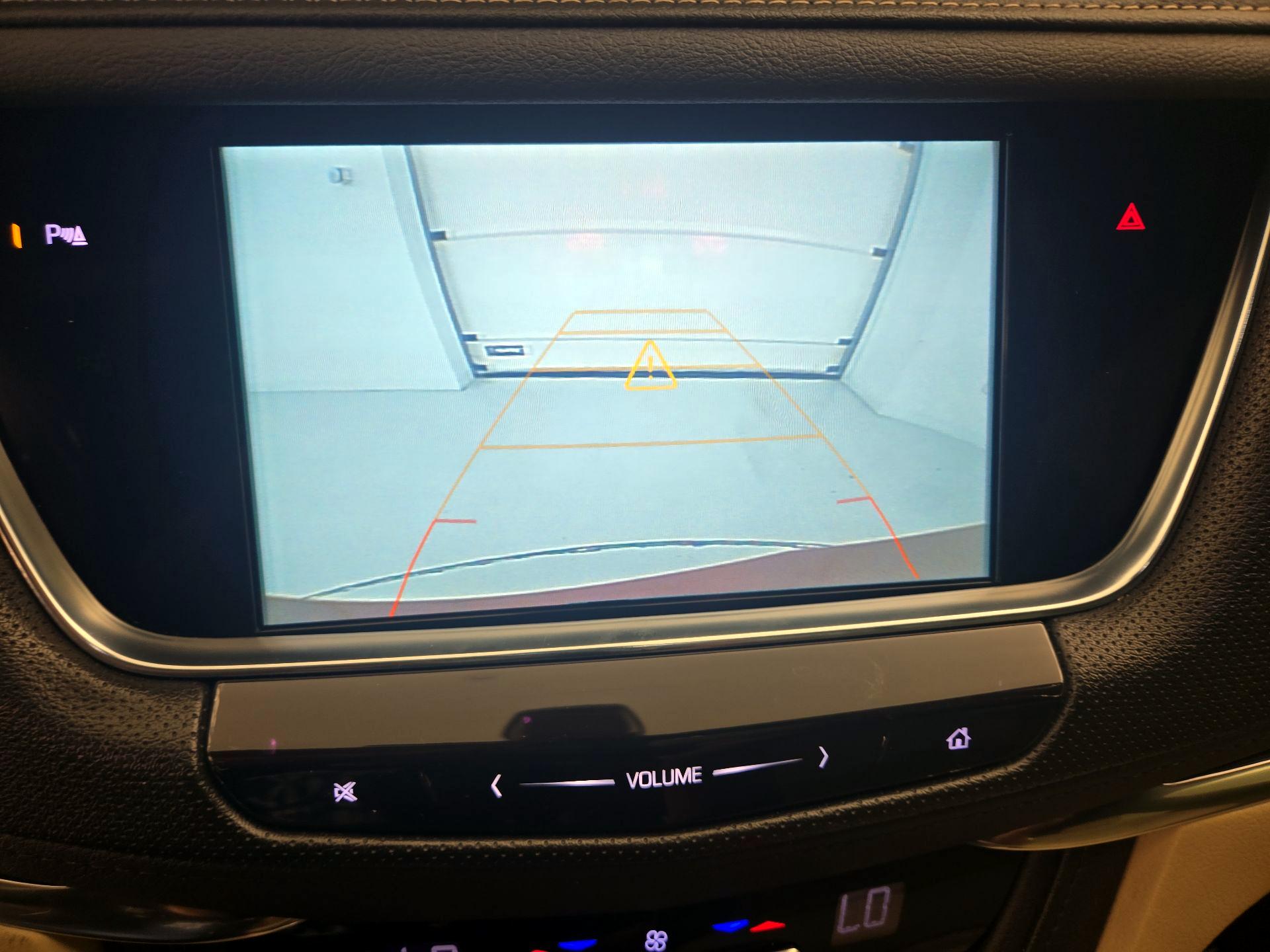 Thumbnail: 2019 Cadillac XT5 - 14