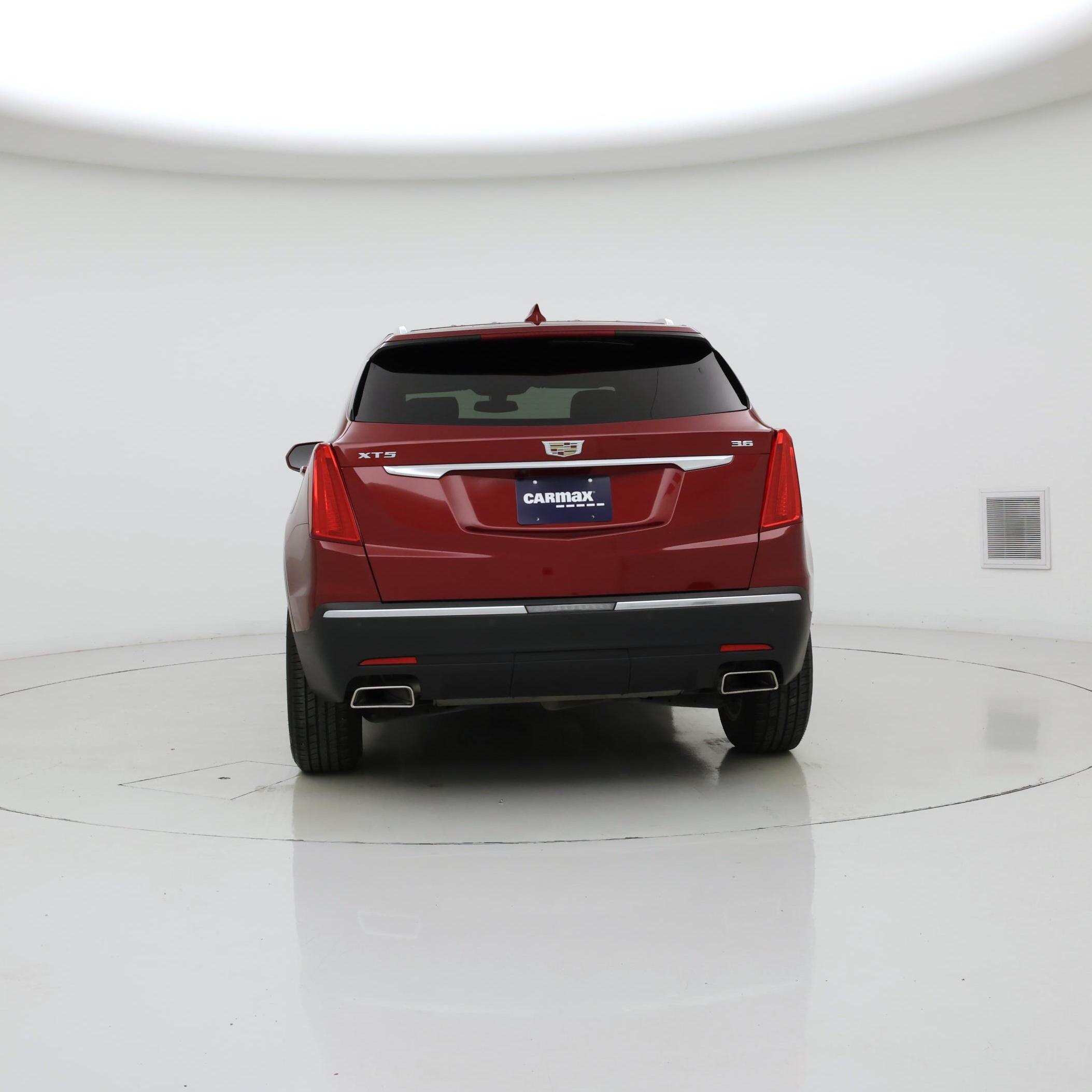 Thumbnail: 2019 Cadillac XT5 - 6