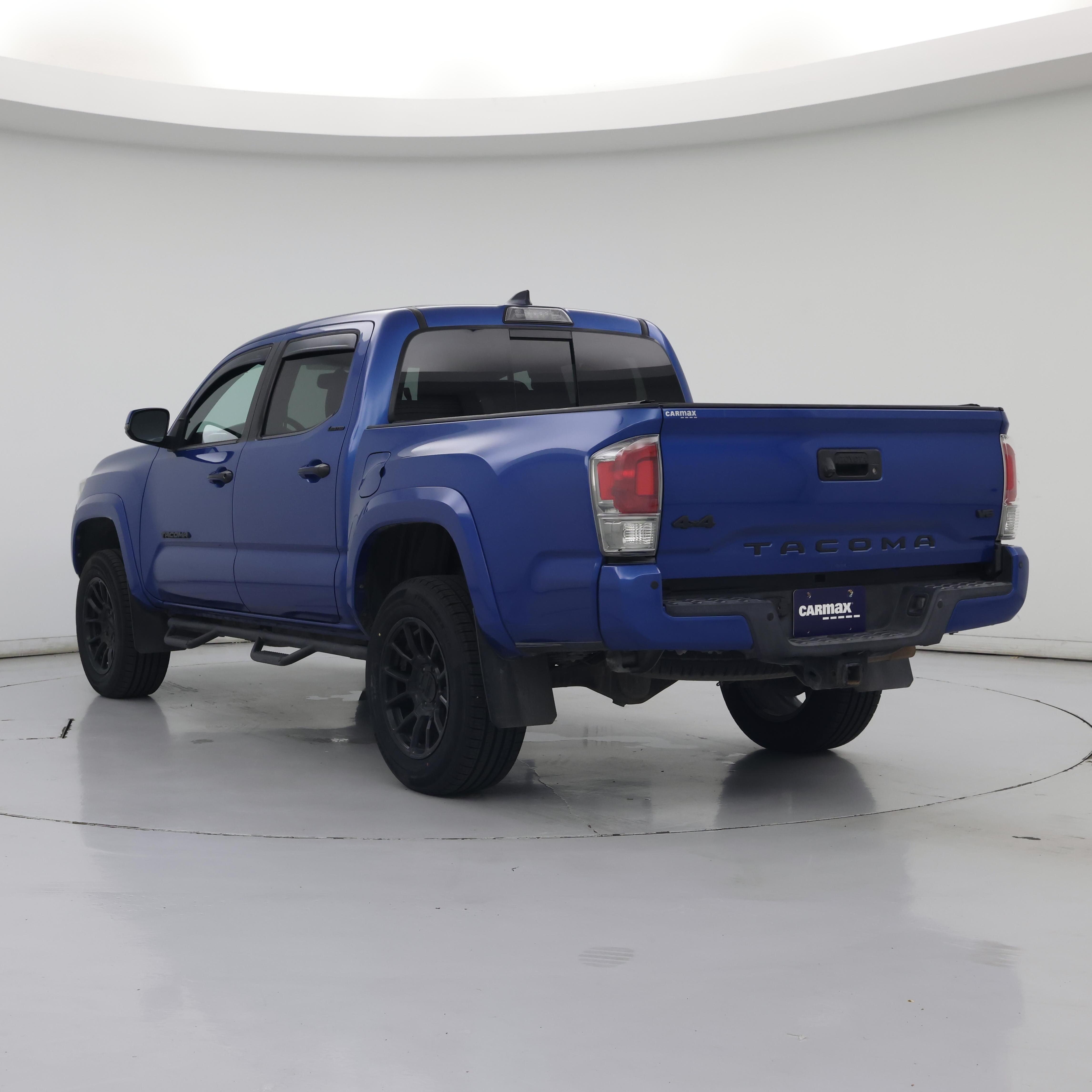 Thumbnail: 2017 Toyota Tacoma - 2
