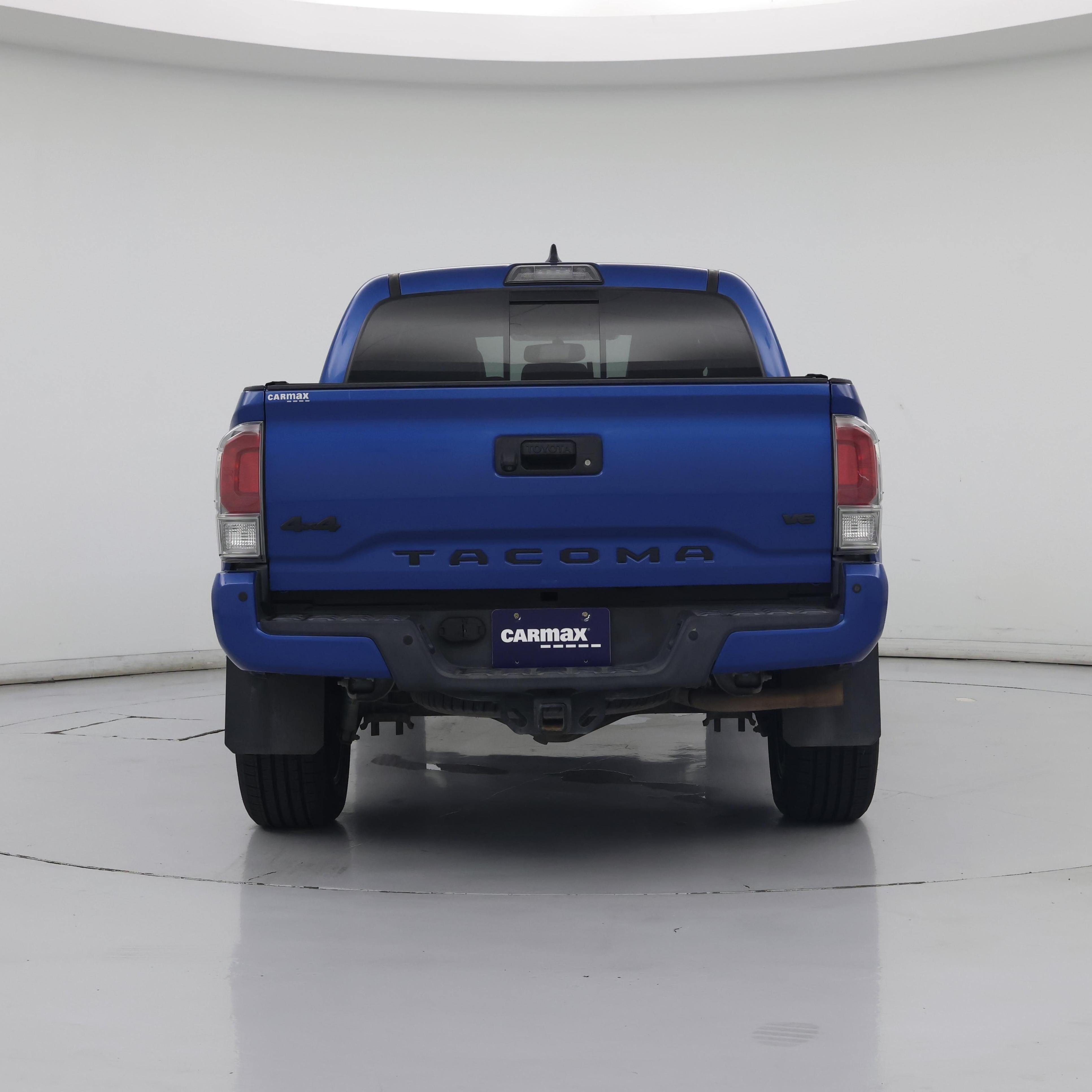 Thumbnail: 2017 Toyota Tacoma - 6