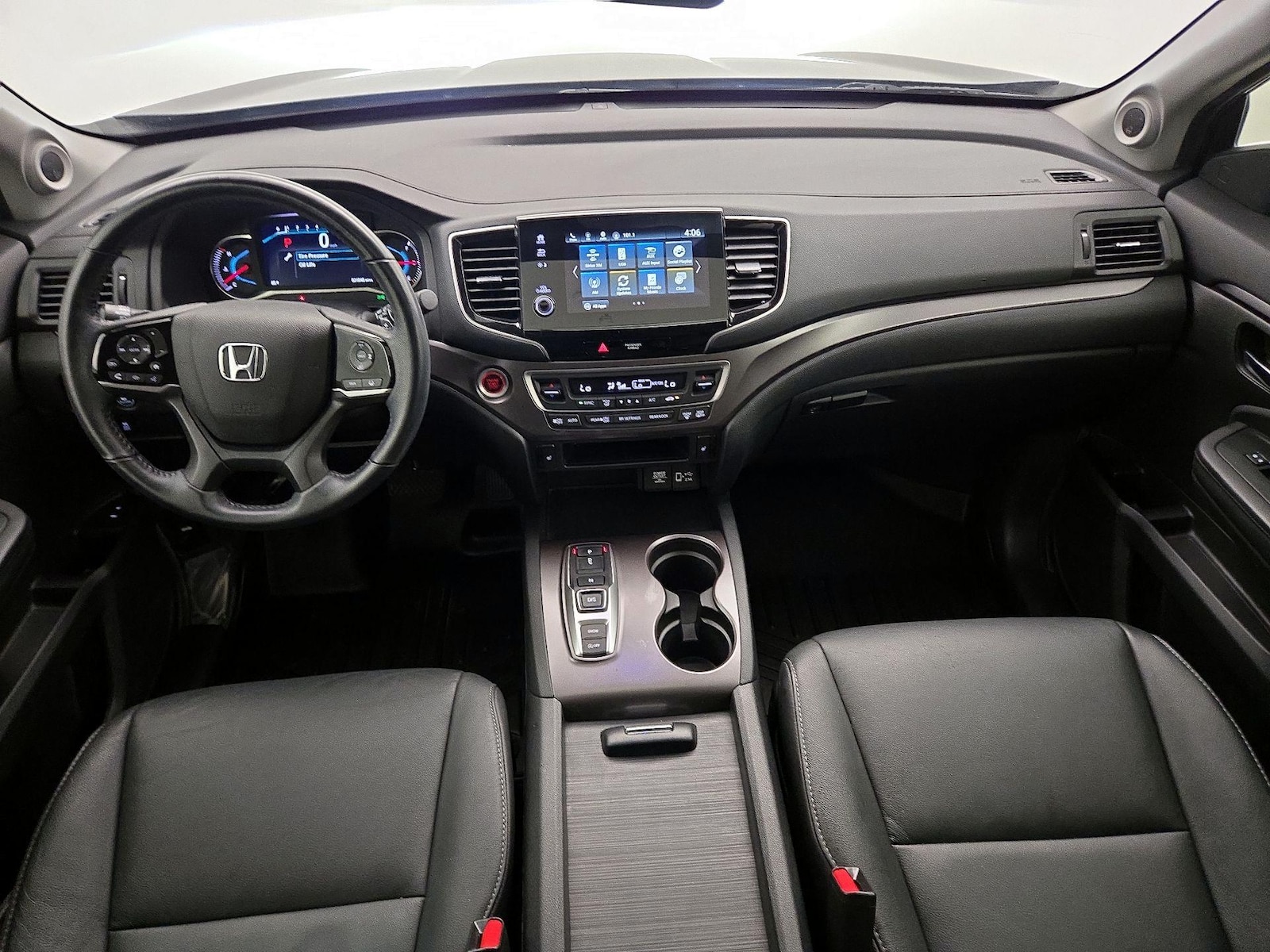 Apple CarPlay® & Android Auto™