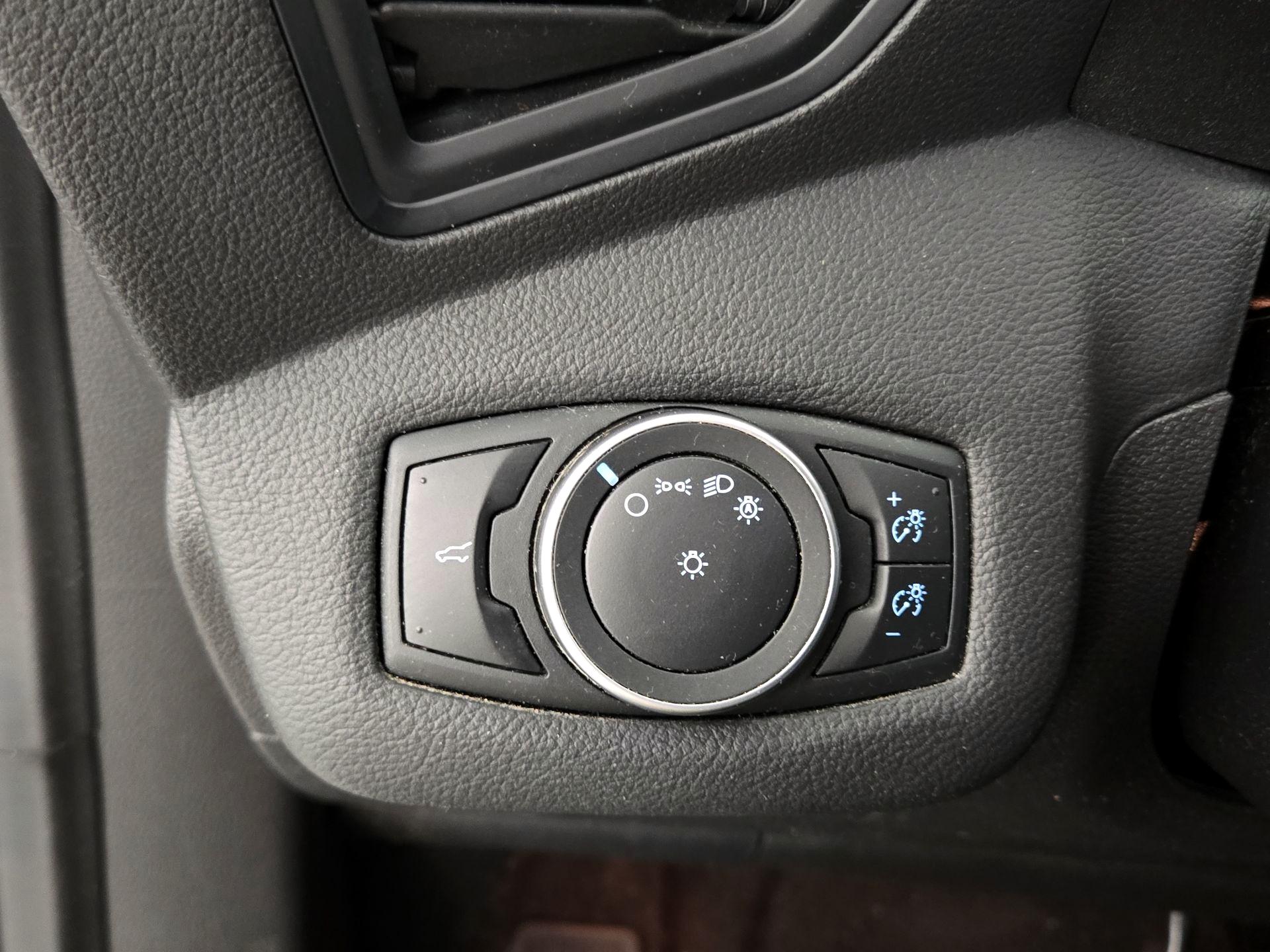 Thumbnail: 2018 Ford Escape - 13