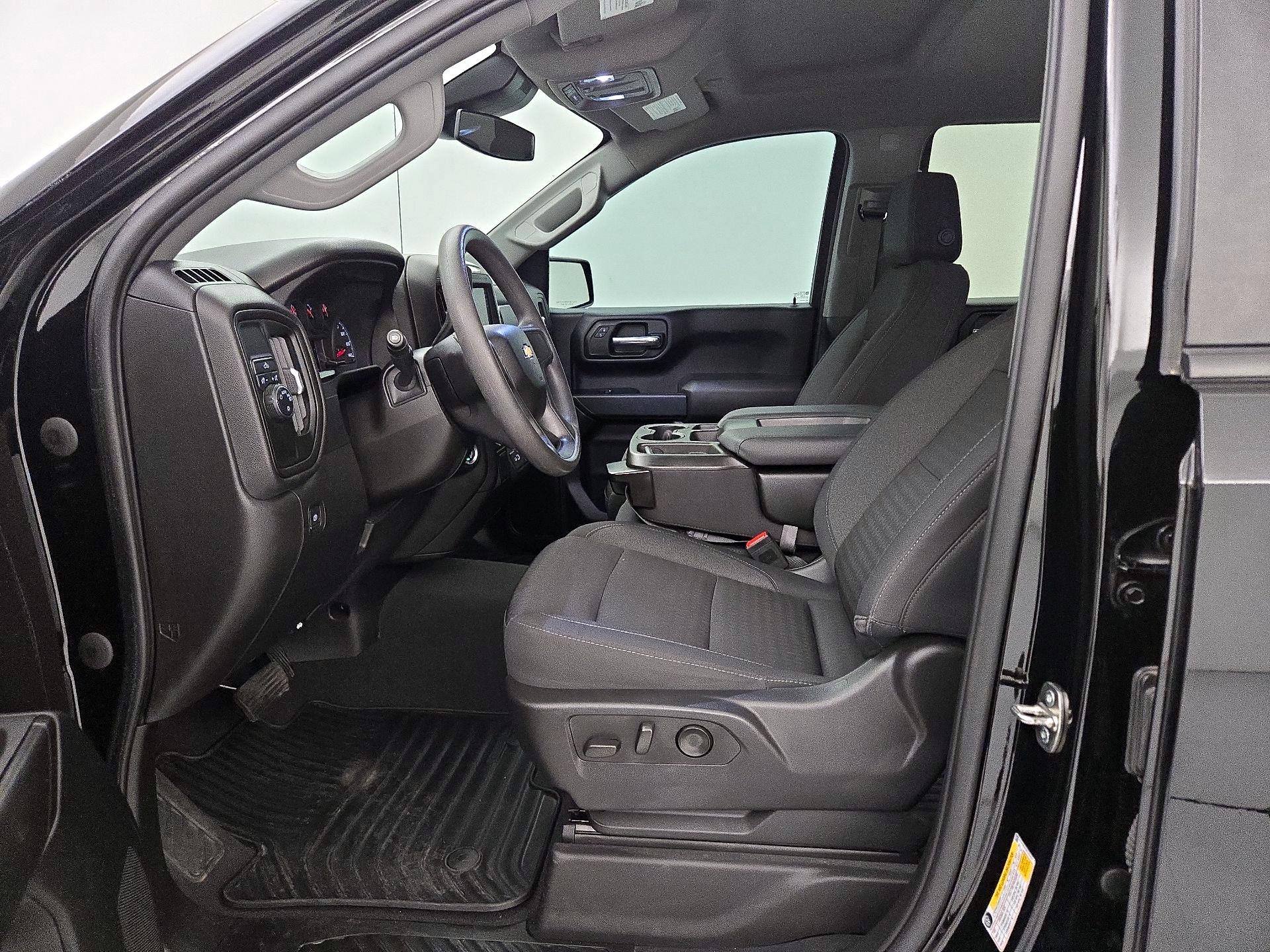 Thumbnail: 2023 Chevrolet Silverado 1500 - 11