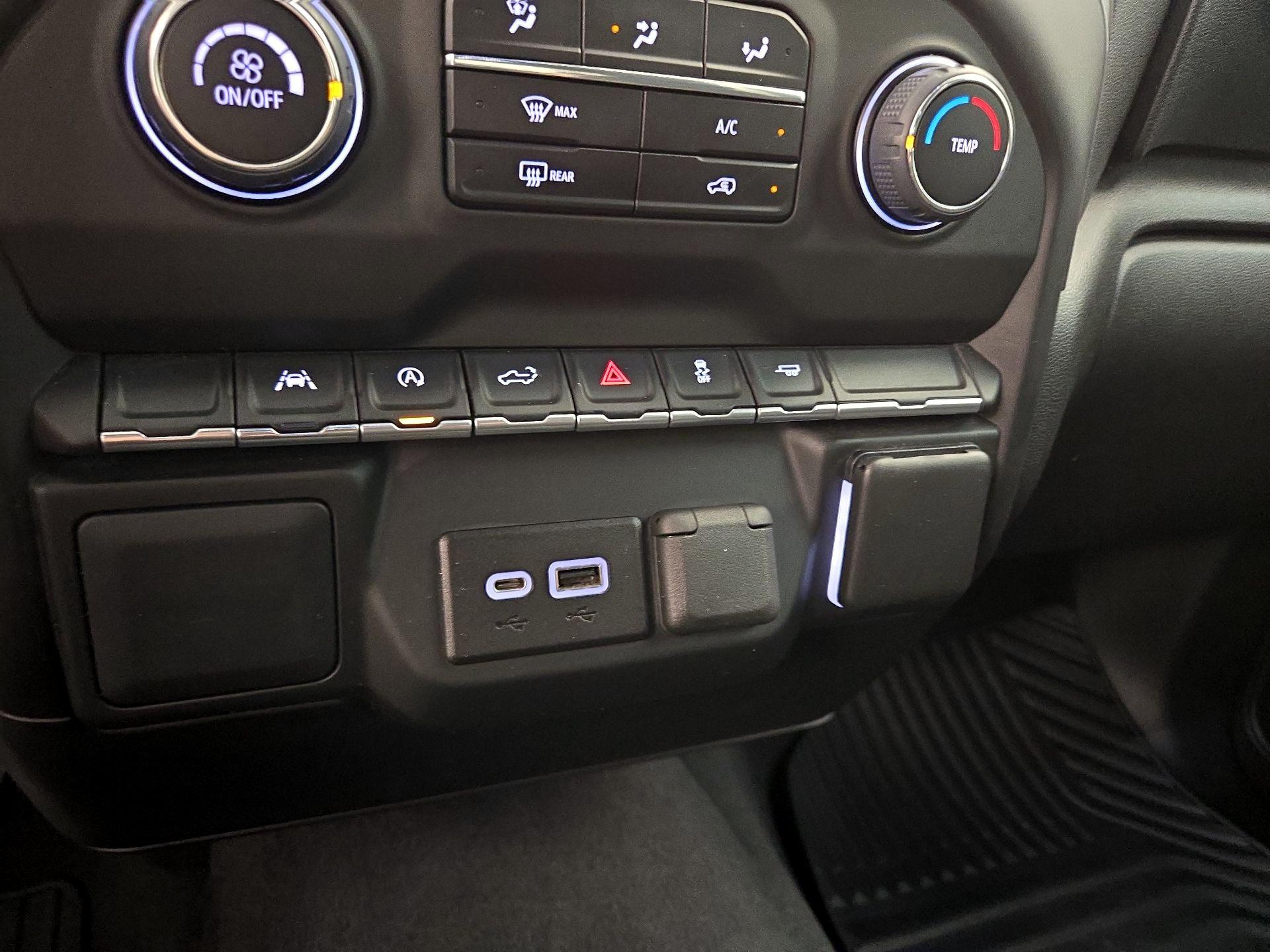 Thumbnail: 2023 Chevrolet Silverado 1500 - 18