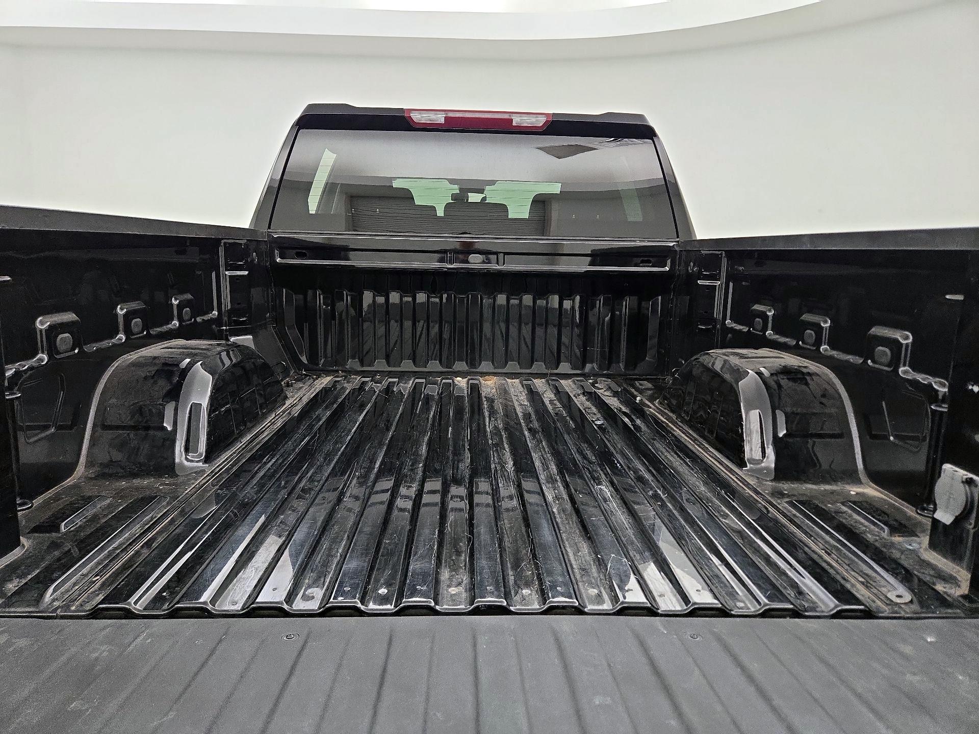 Thumbnail: 2023 Chevrolet Silverado 1500 - 20