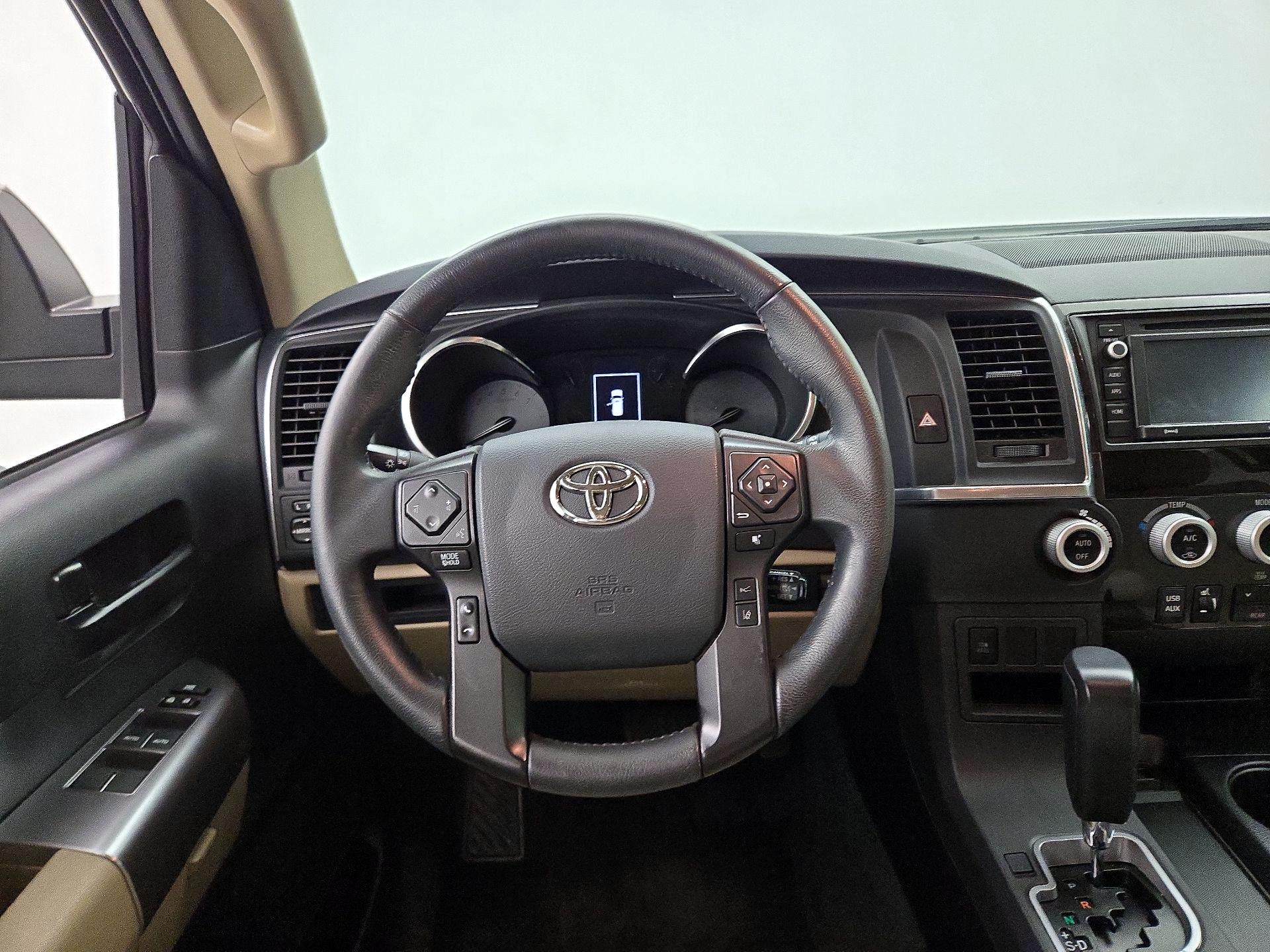 Thumbnail: 2018 Toyota Sequoia - 10