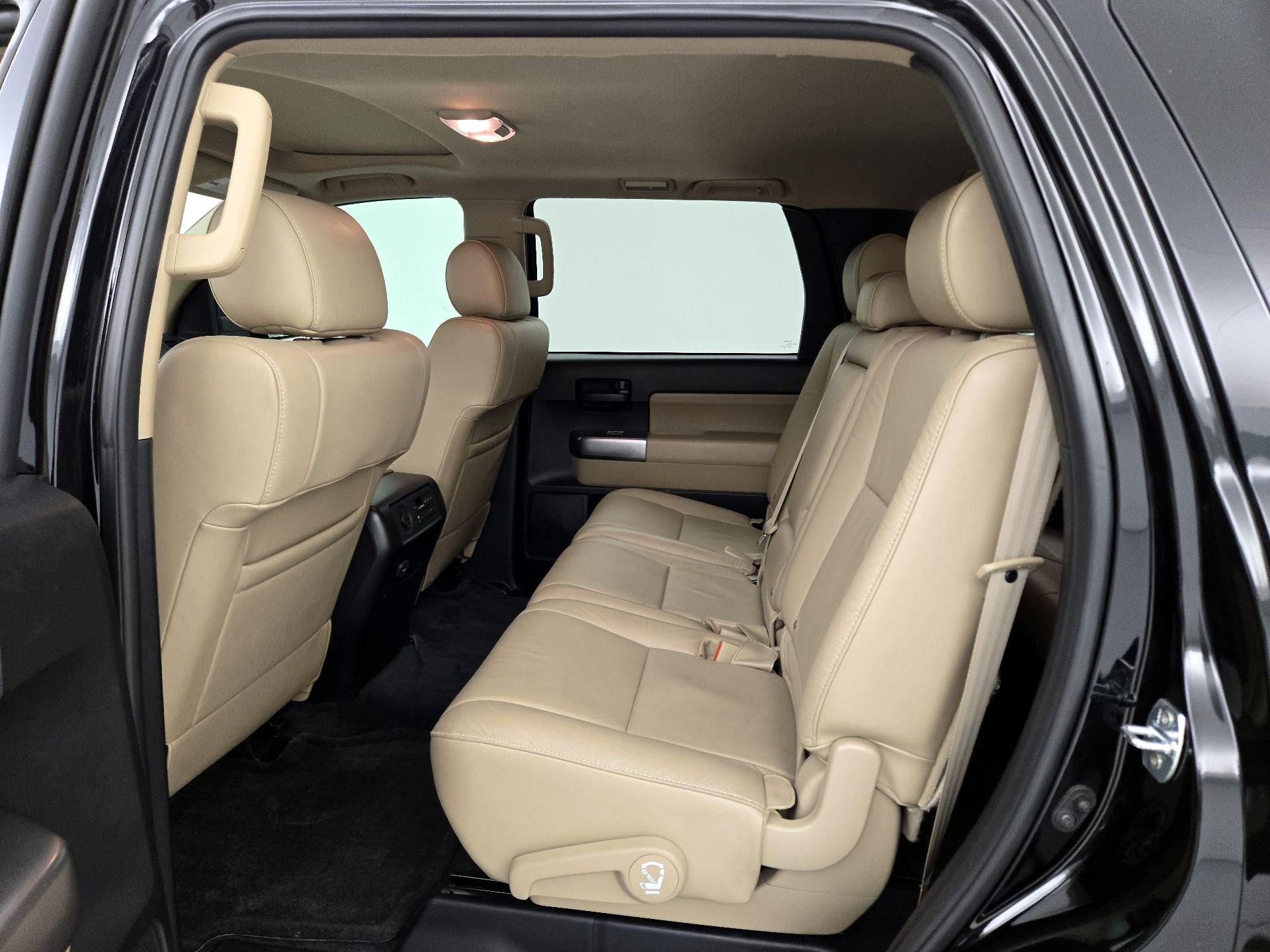 Thumbnail: 2018 Toyota Sequoia - 20