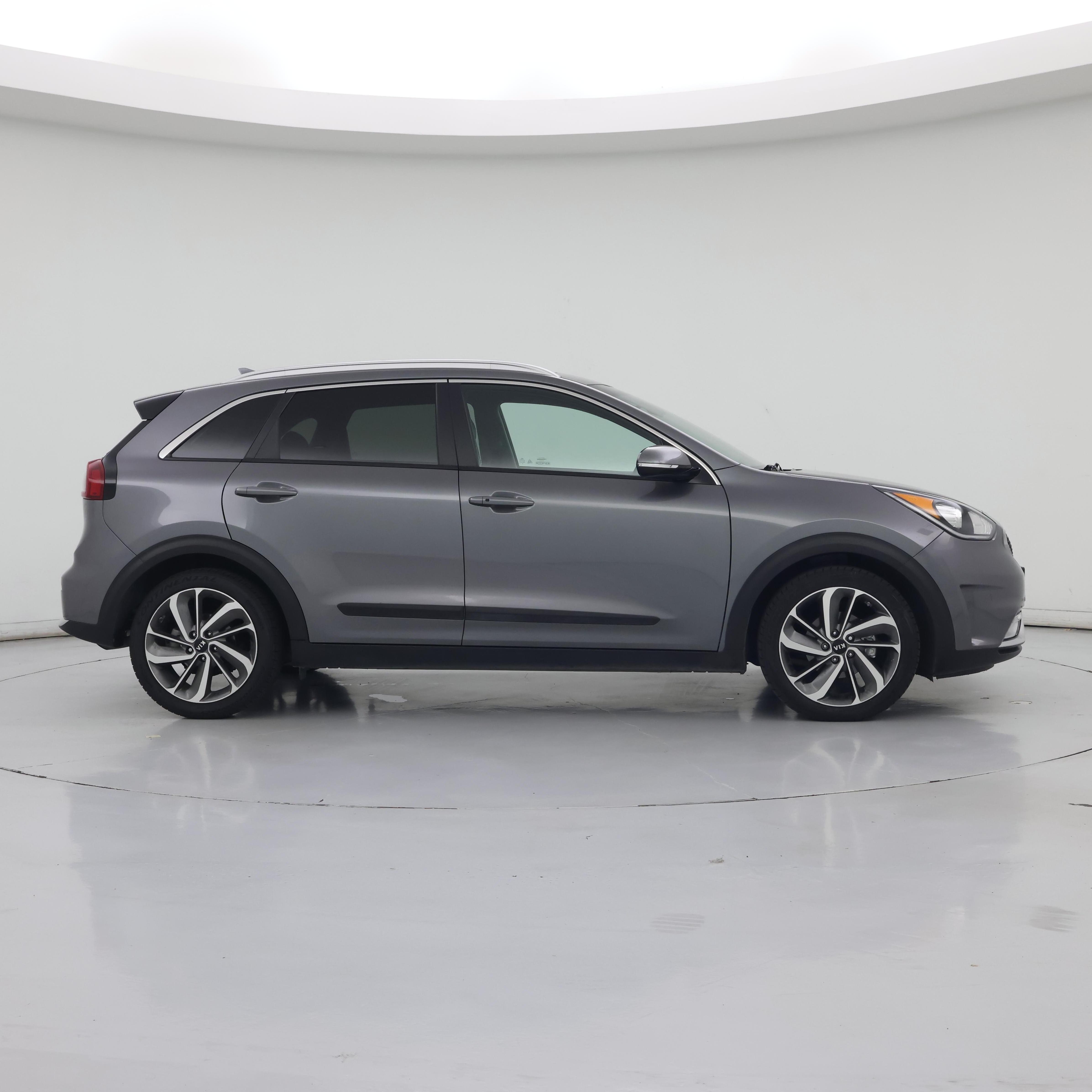 Thumbnail: 2018 Kia Niro - 7