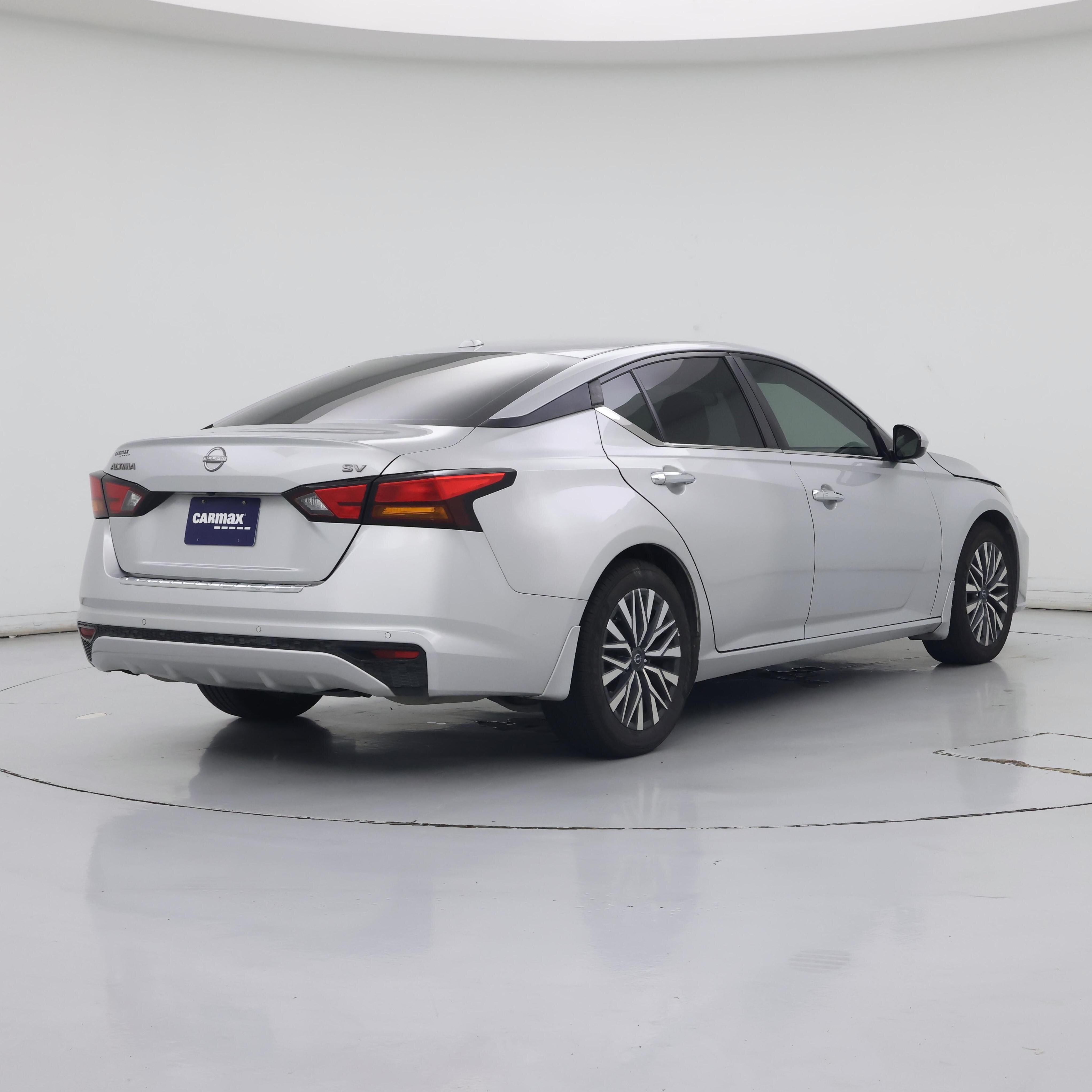 Thumbnail: 2023 Nissan Altima - 8