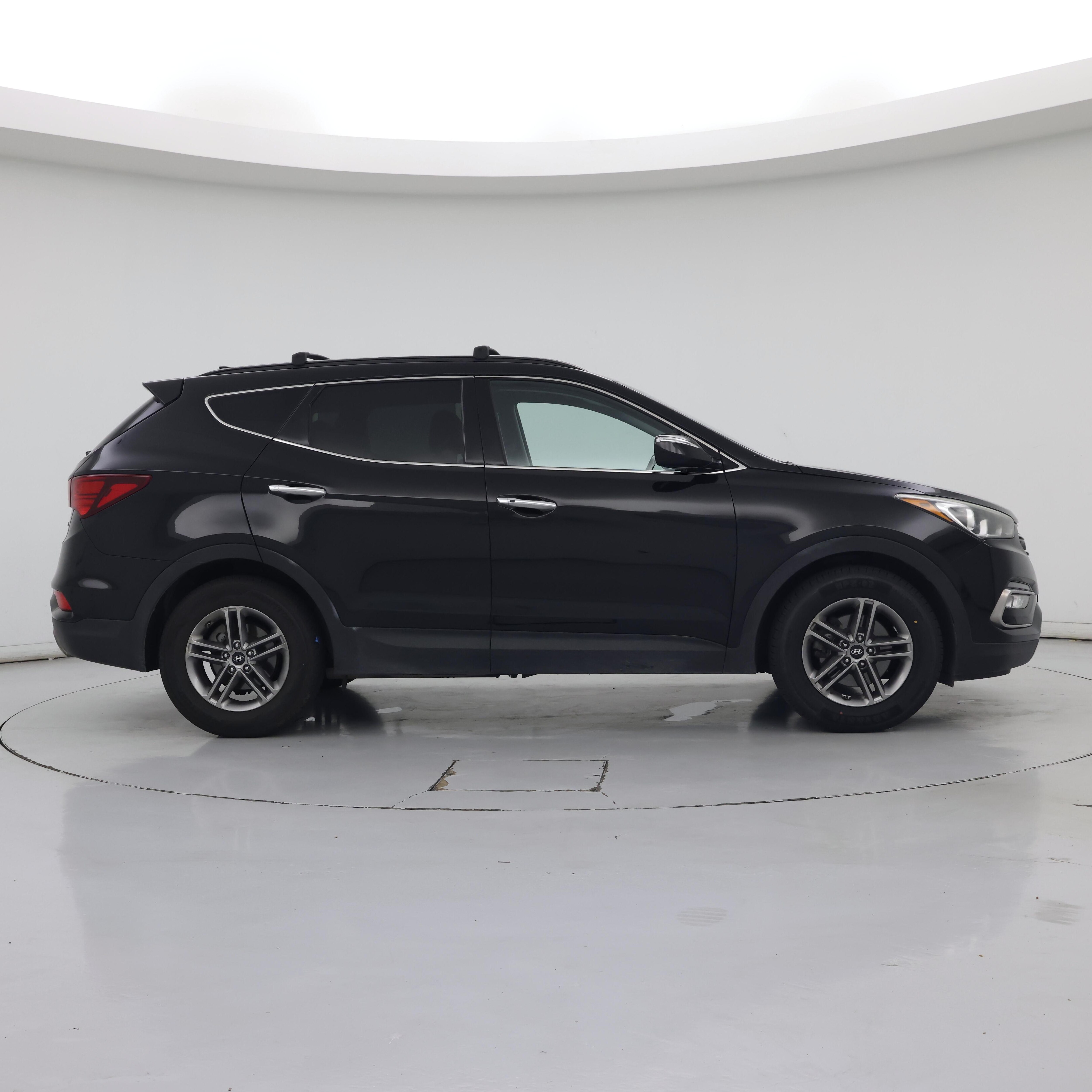 Thumbnail: 2017 Hyundai Santa Fe - 7
