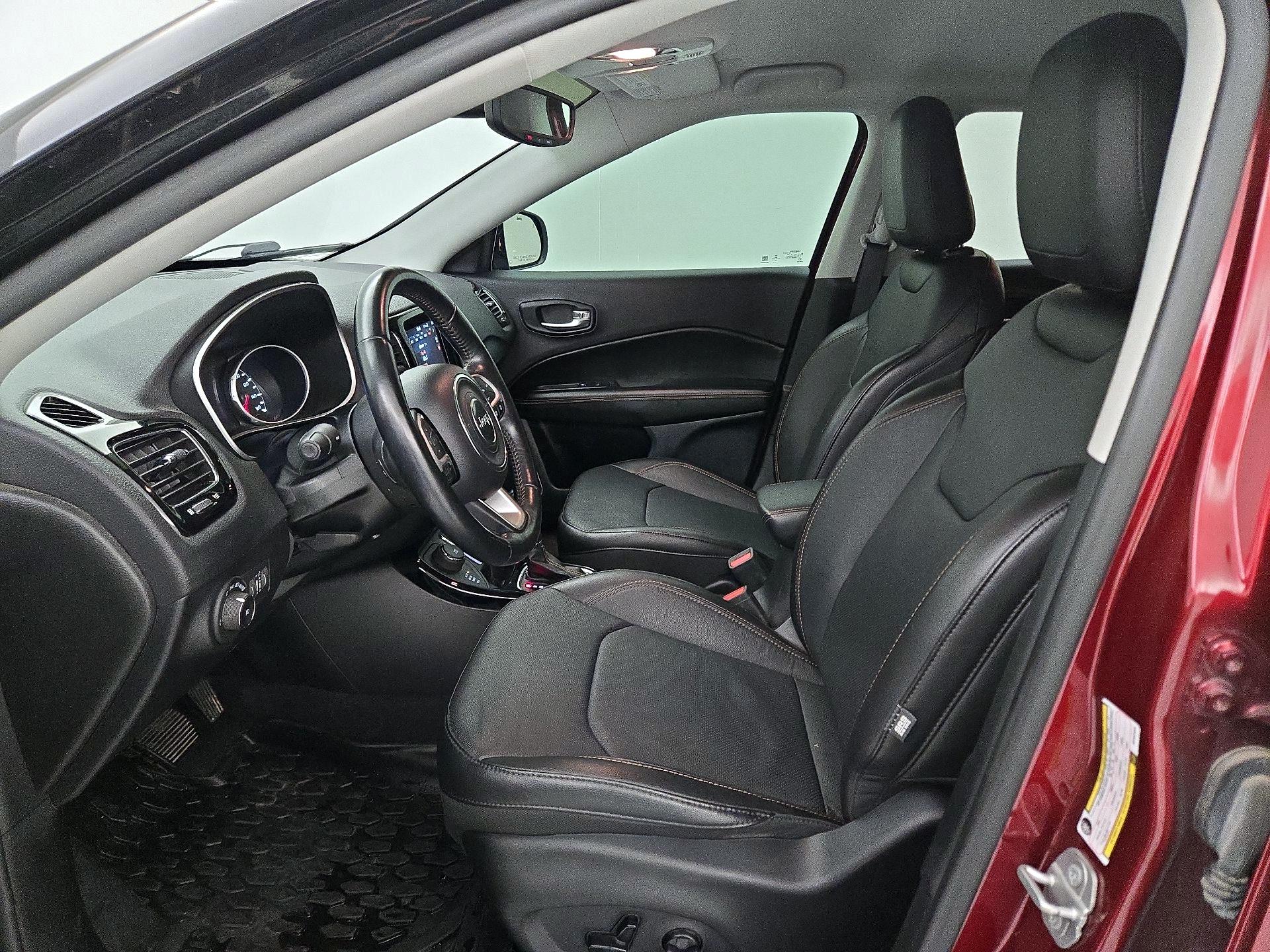Thumbnail: 2021 Jeep Compass - 11