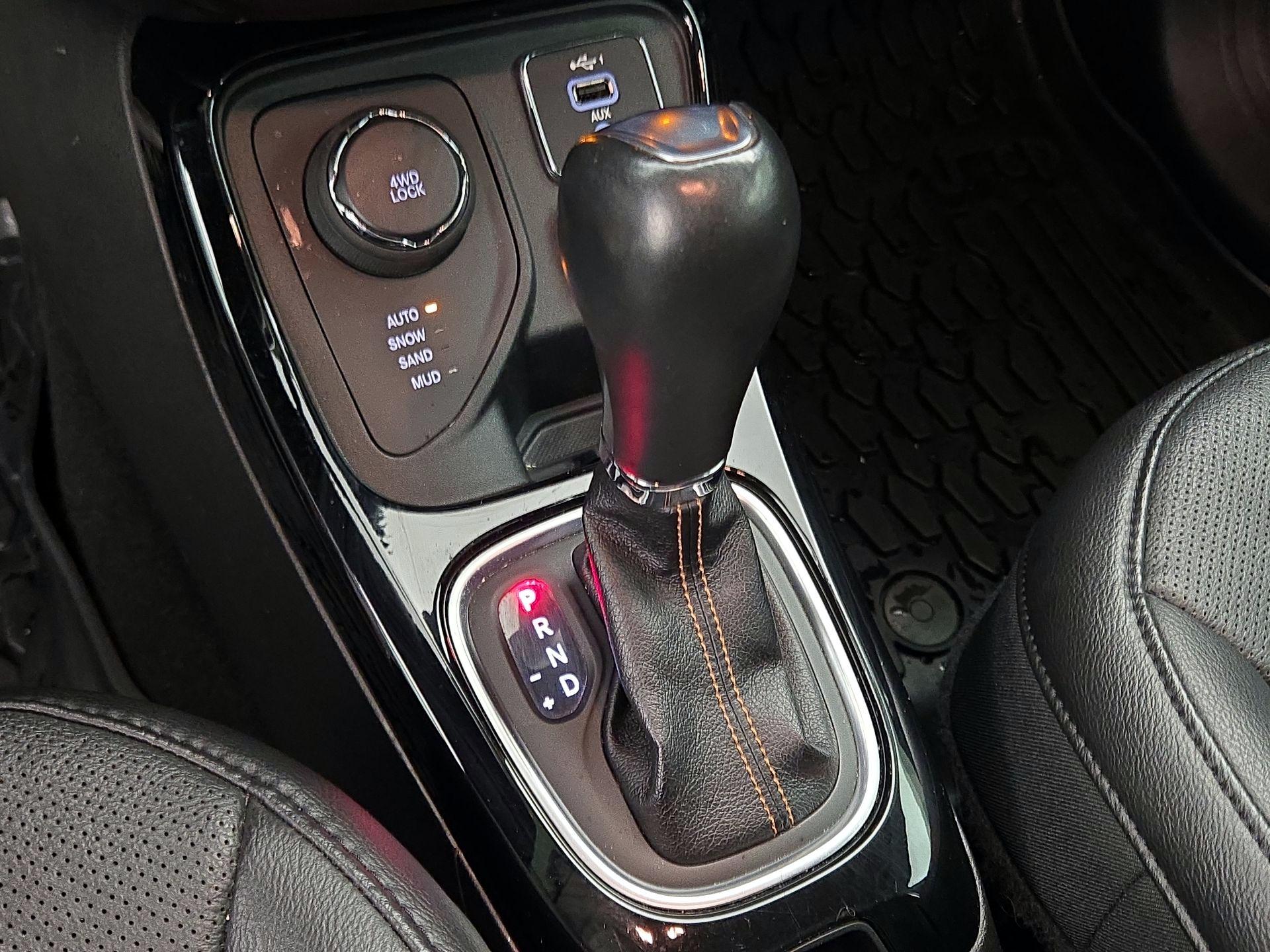 Thumbnail: 2021 Jeep Compass - 18