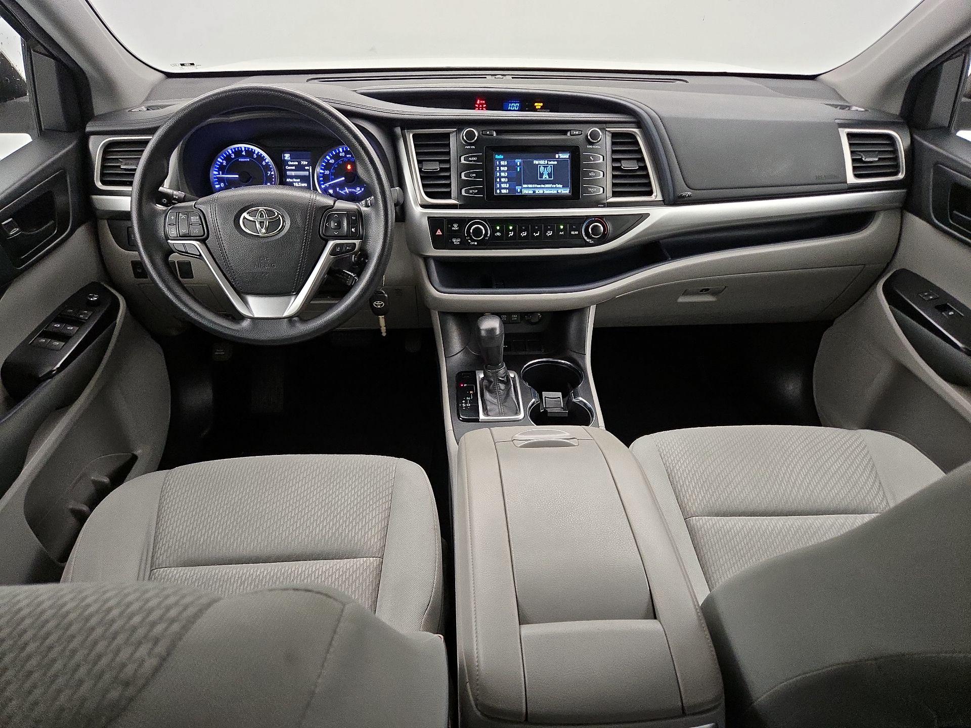 Thumbnail: 2018 Toyota Highlander - 9