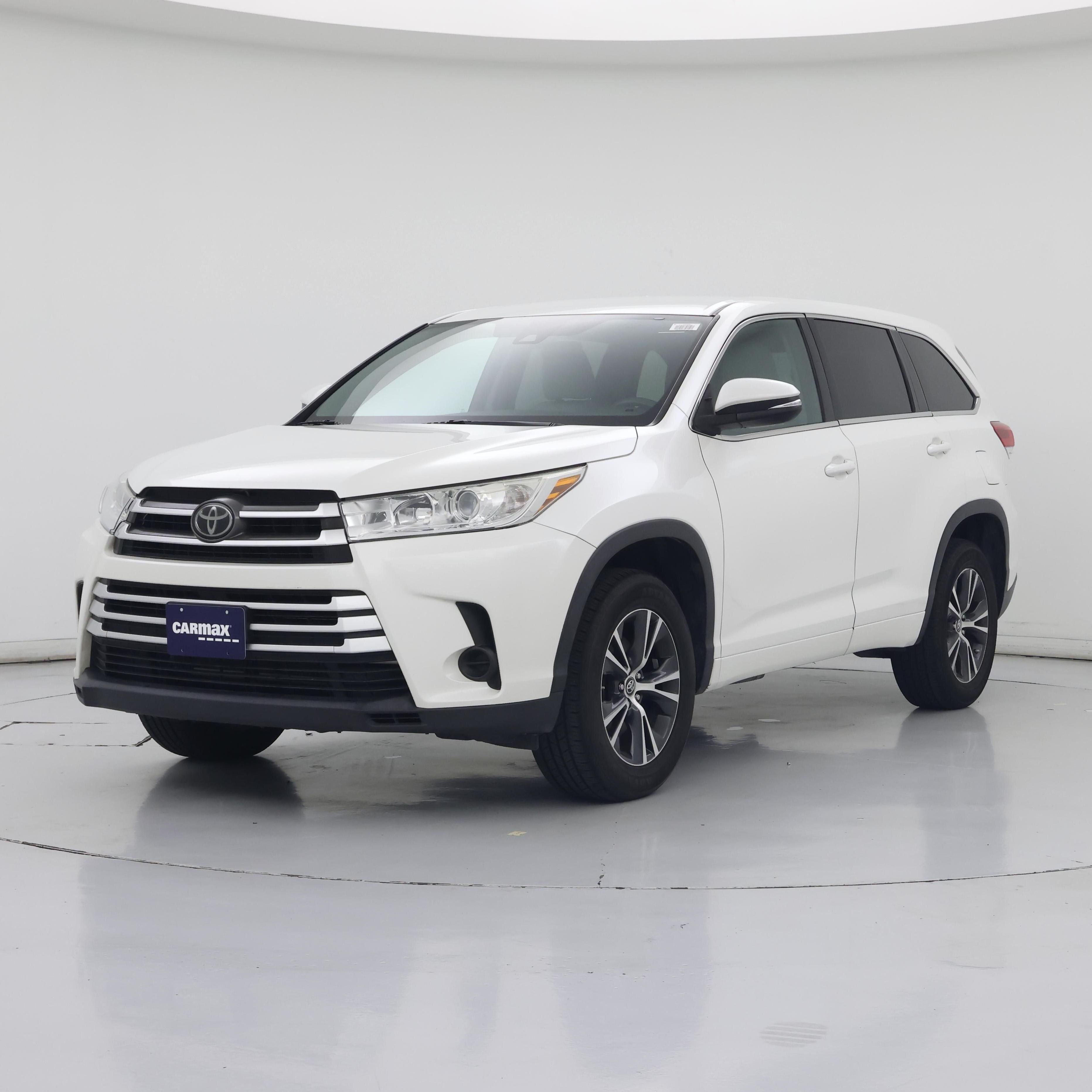Thumbnail: 2018 Toyota Highlander - 4