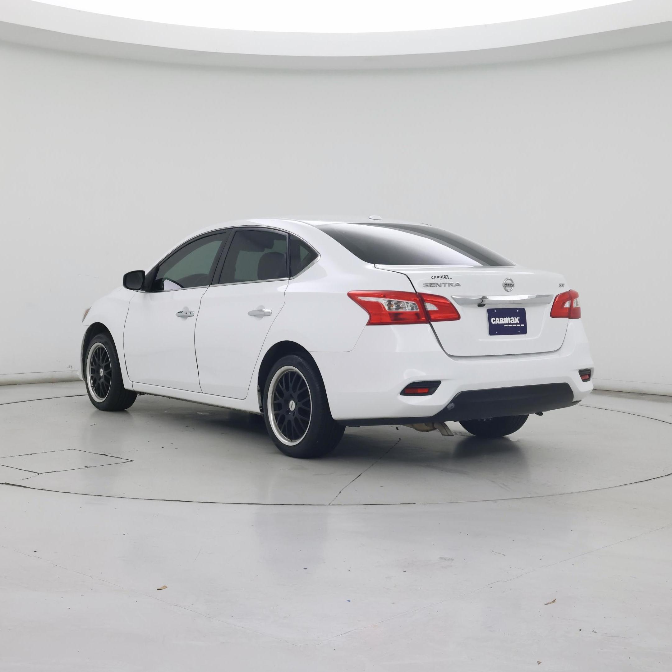 Thumbnail: 2019 Nissan Sentra - 2