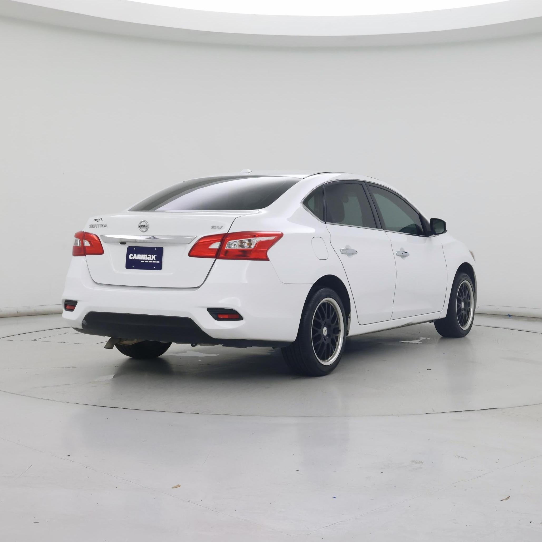 Thumbnail: 2019 Nissan Sentra - 8