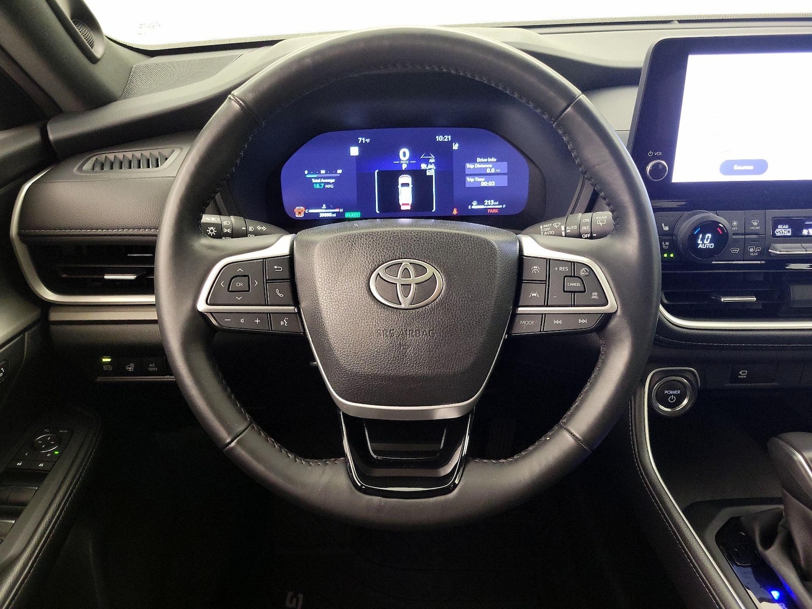 2025 Toyota Grand Highlander Nightshade - Photo 11