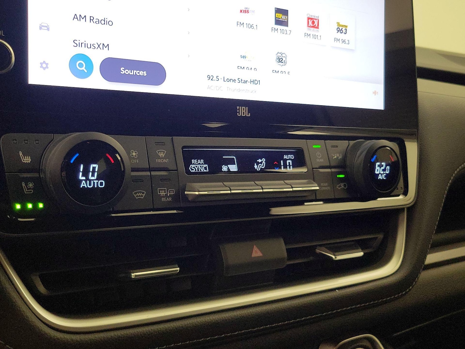 2025 Toyota Grand Highlander Nightshade - Photo 17