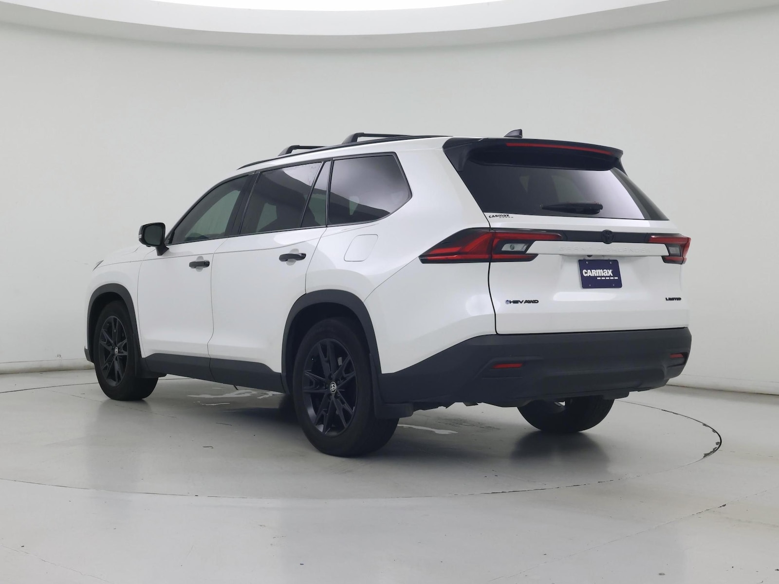 2025 Toyota Grand Highlander Nightshade - Photo 3