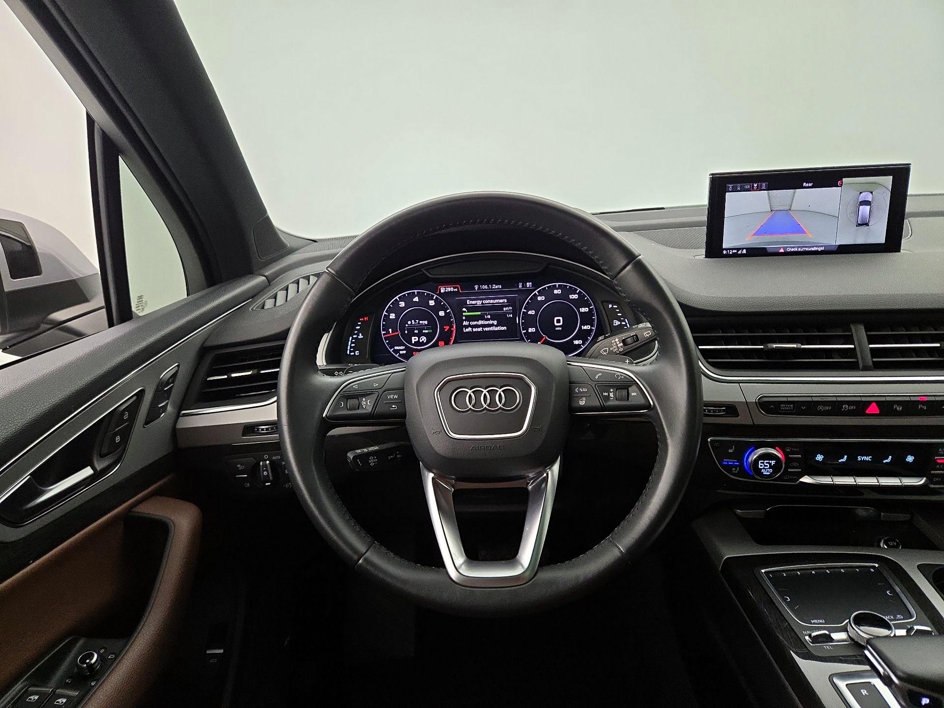 Thumbnail: 2019 Audi Q7 - 10