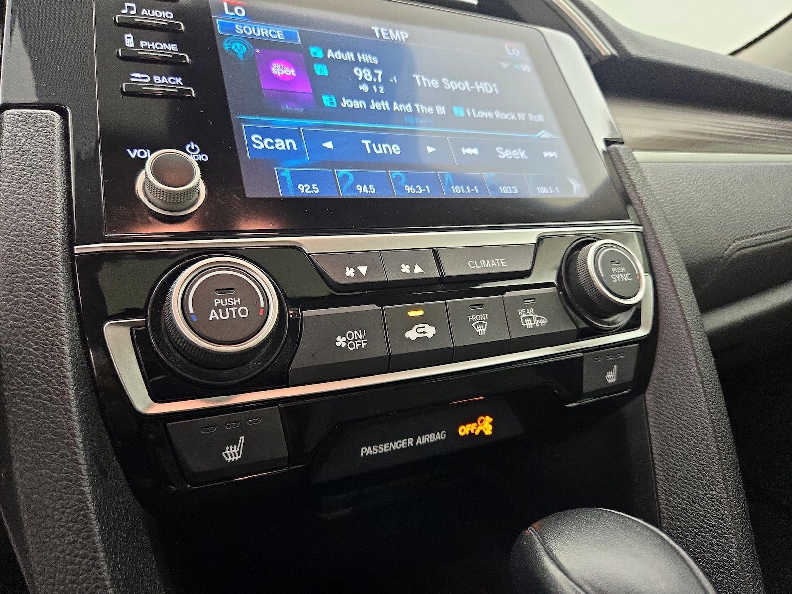 2019 Honda Civic EX - Photo 17