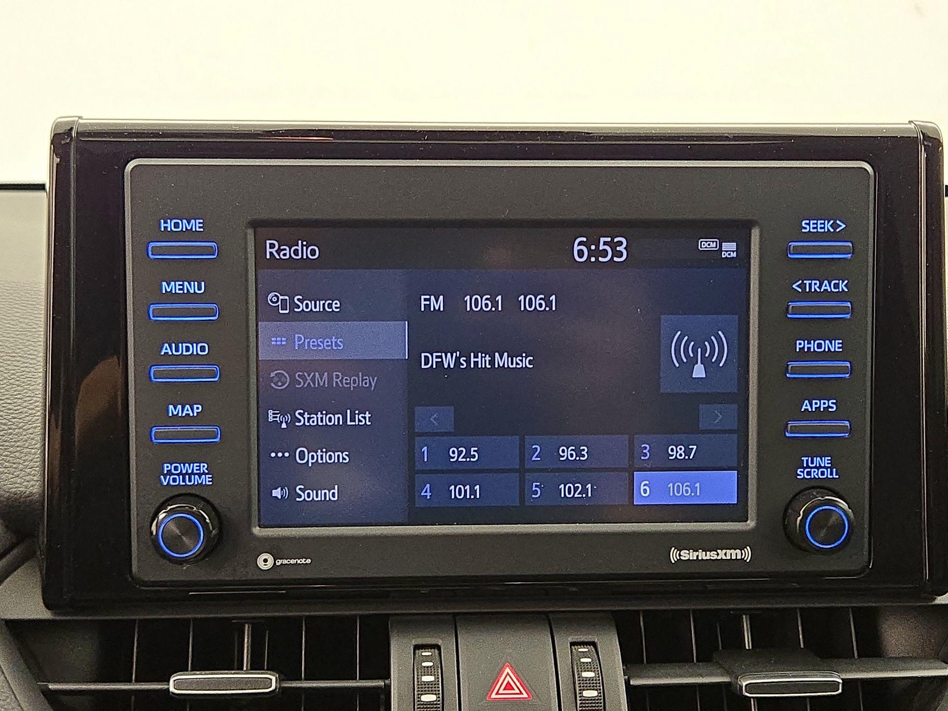 Thumbnail: 2021 Toyota RAV4 - 15