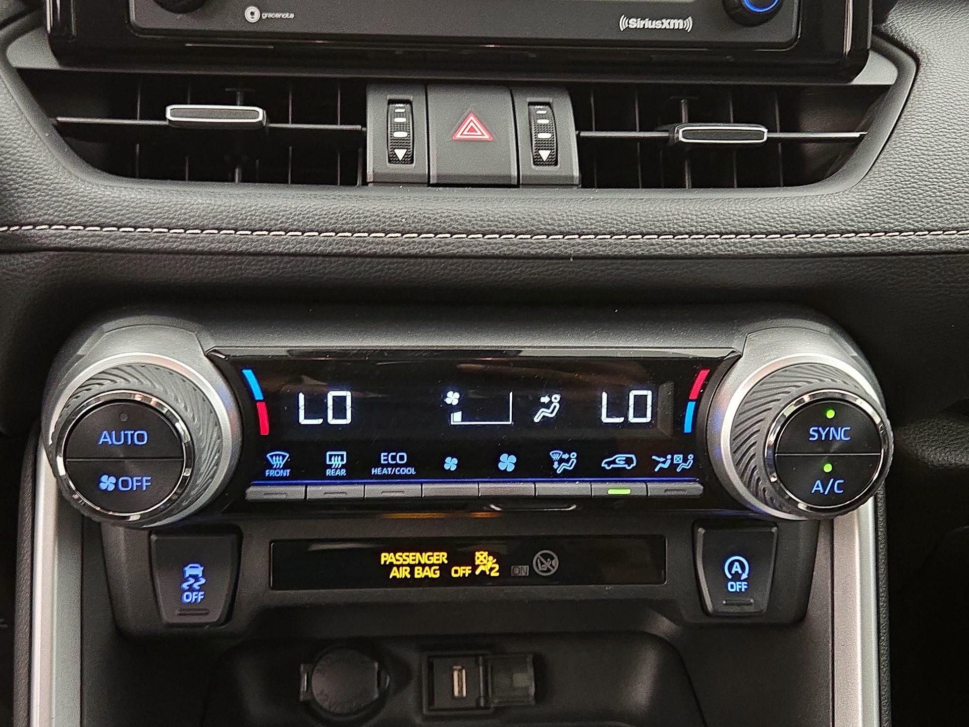 Thumbnail: 2021 Toyota RAV4 - 16