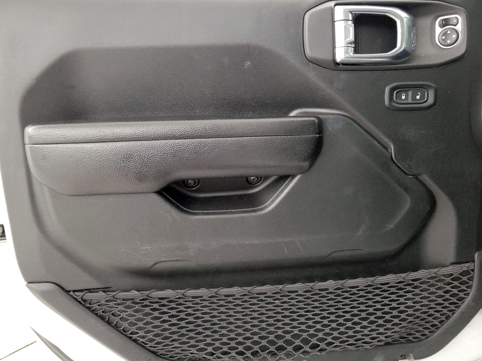 2023 Jeep Wrangler 4-Door Sport S - Photo 13