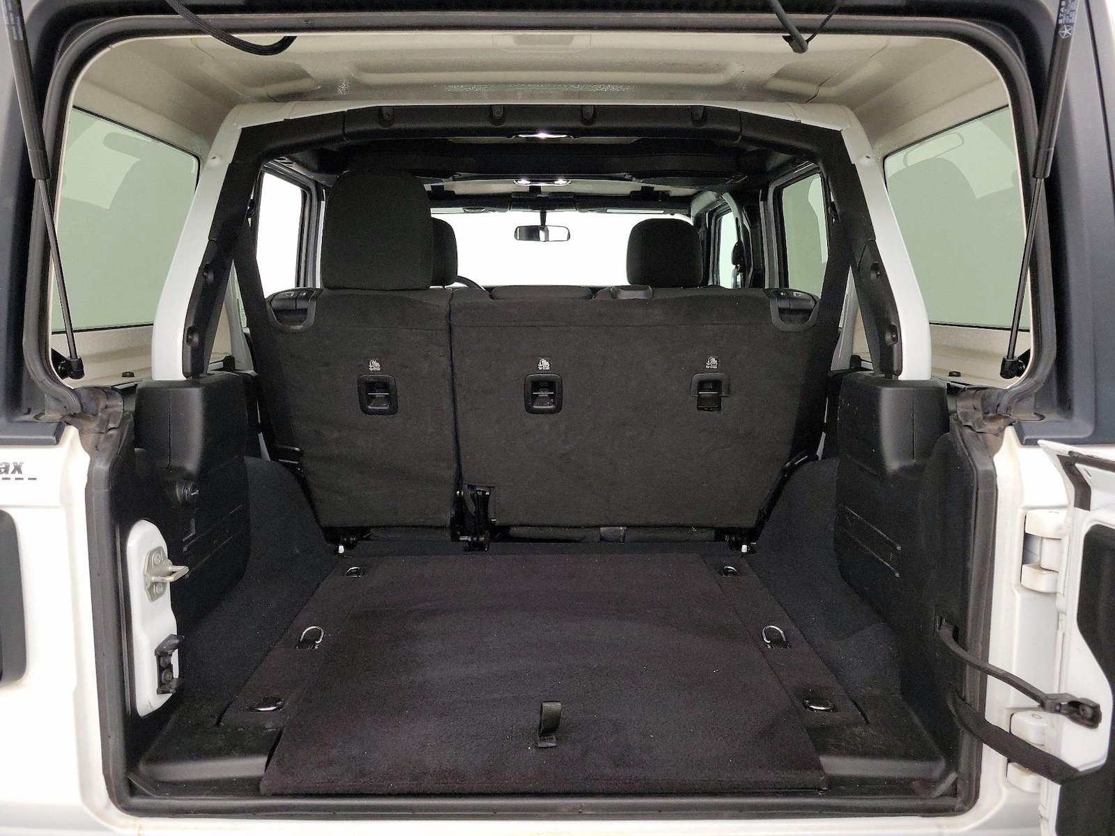 2023 Jeep Wrangler 4-Door Sport S - Photo 21