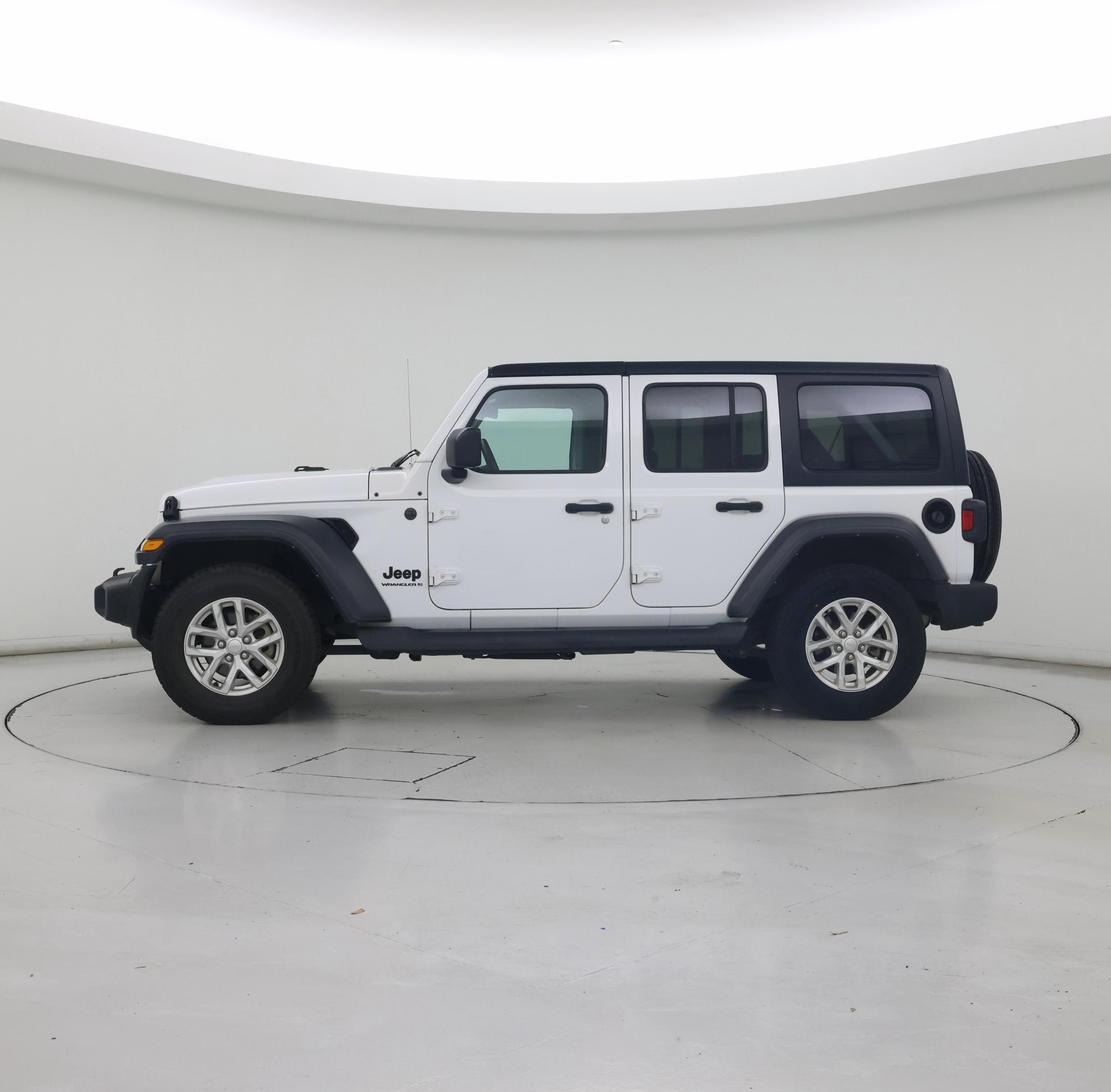 Thumbnail: 2023 Jeep Wrangler - 3