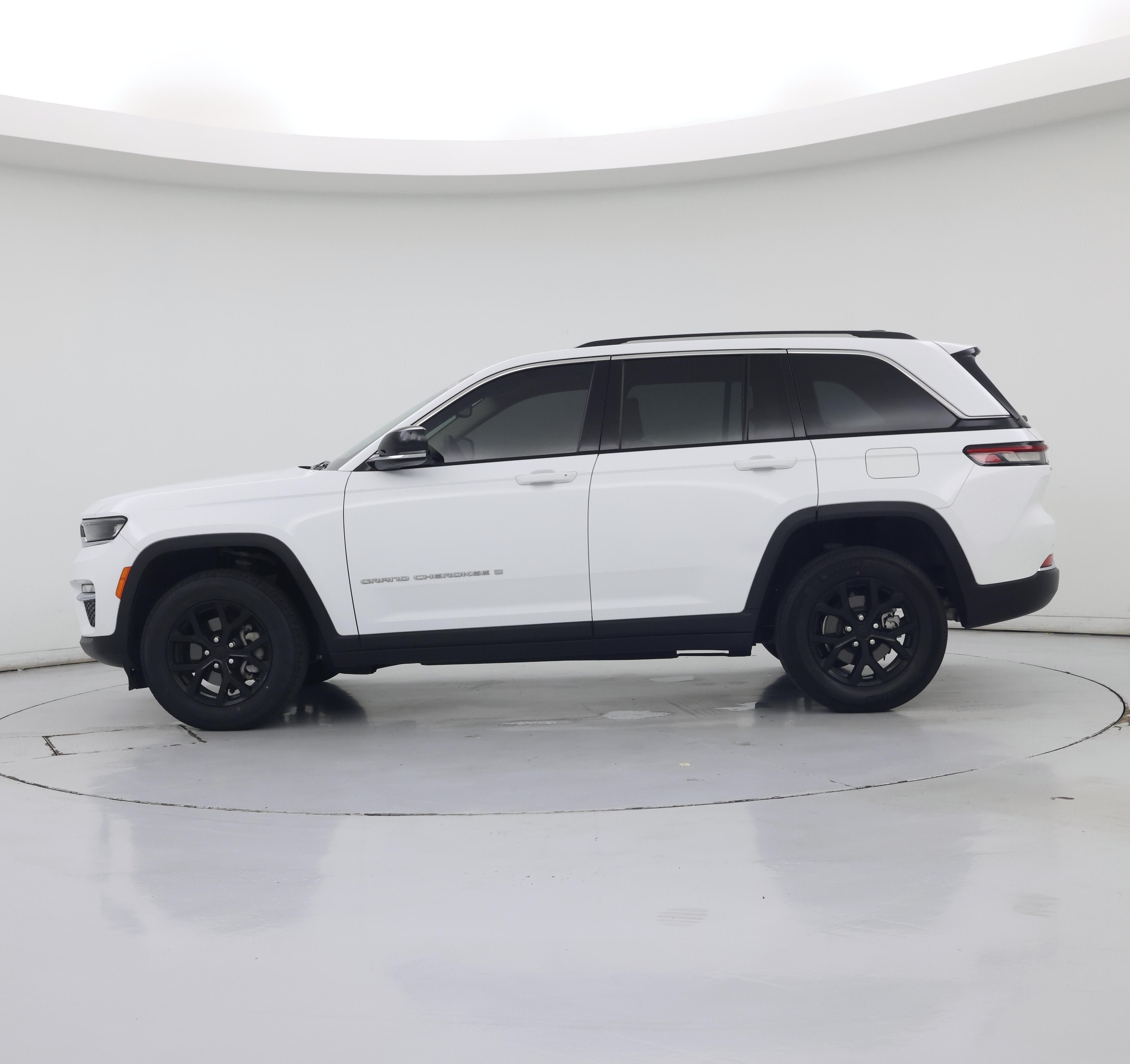 Thumbnail: 2022 Jeep Grand Cherokee - 3
