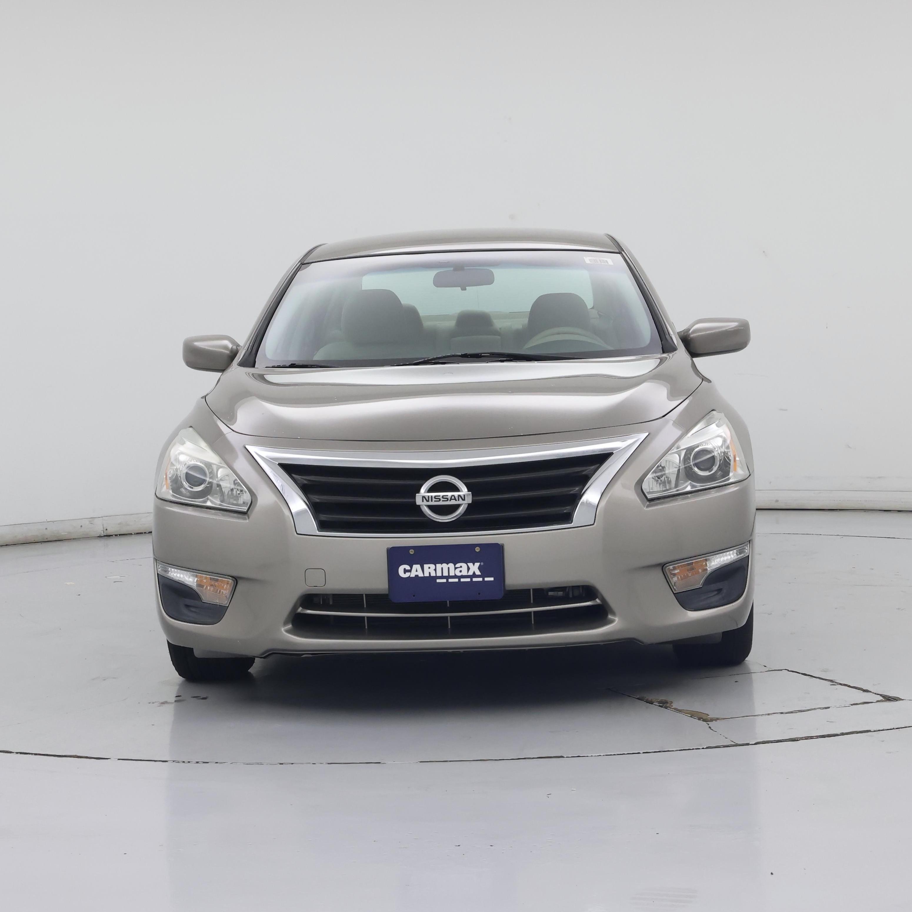 Thumbnail: 2015 Nissan Altima - 5
