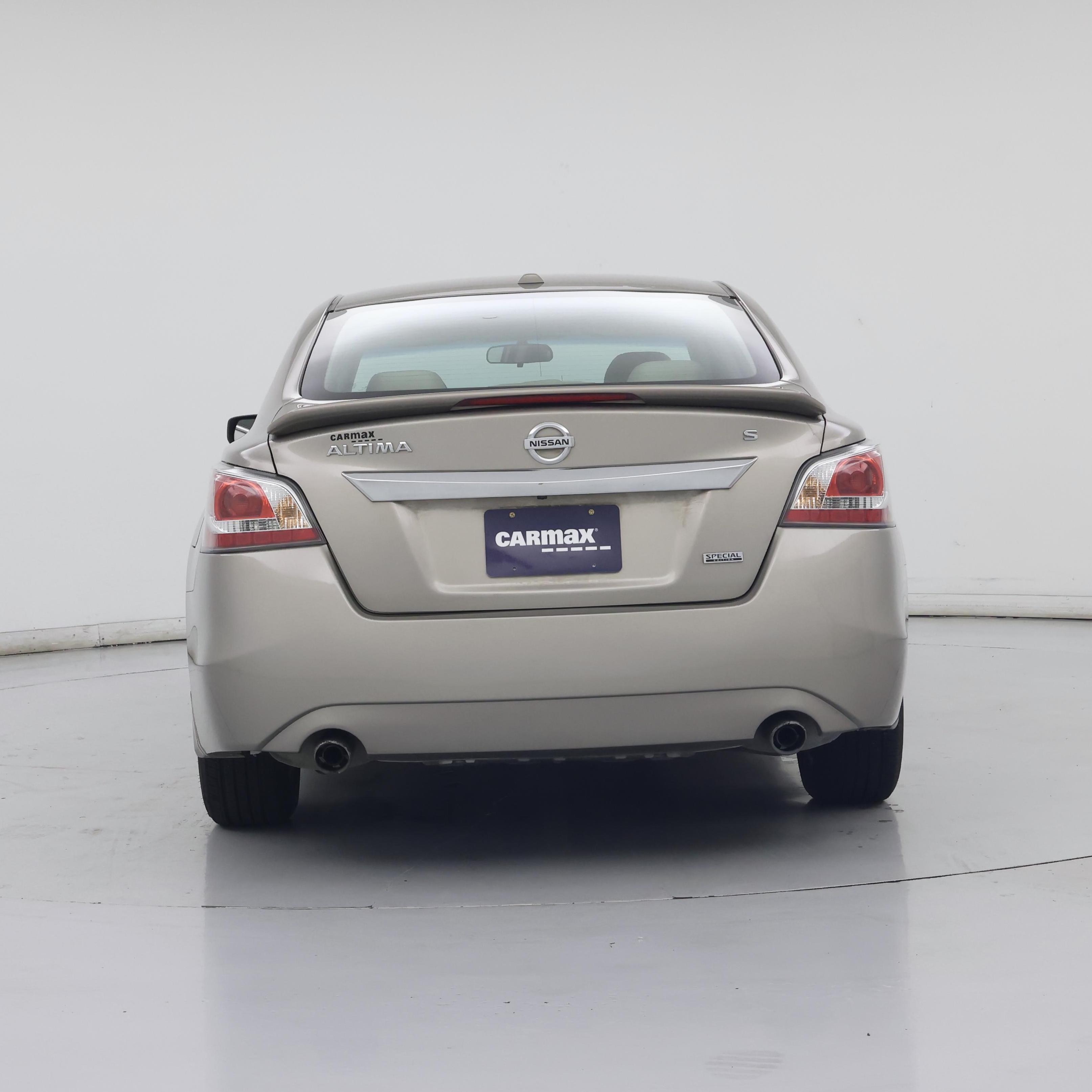Thumbnail: 2015 Nissan Altima - 6