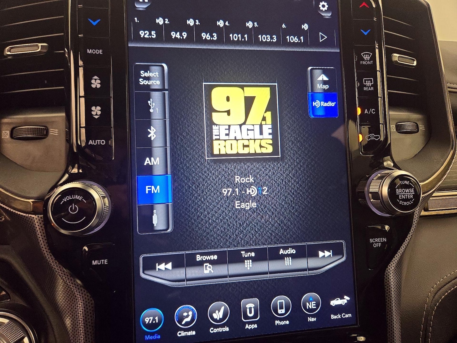 2021 RAM Ram 1500 Pickup Limited - Photo 17