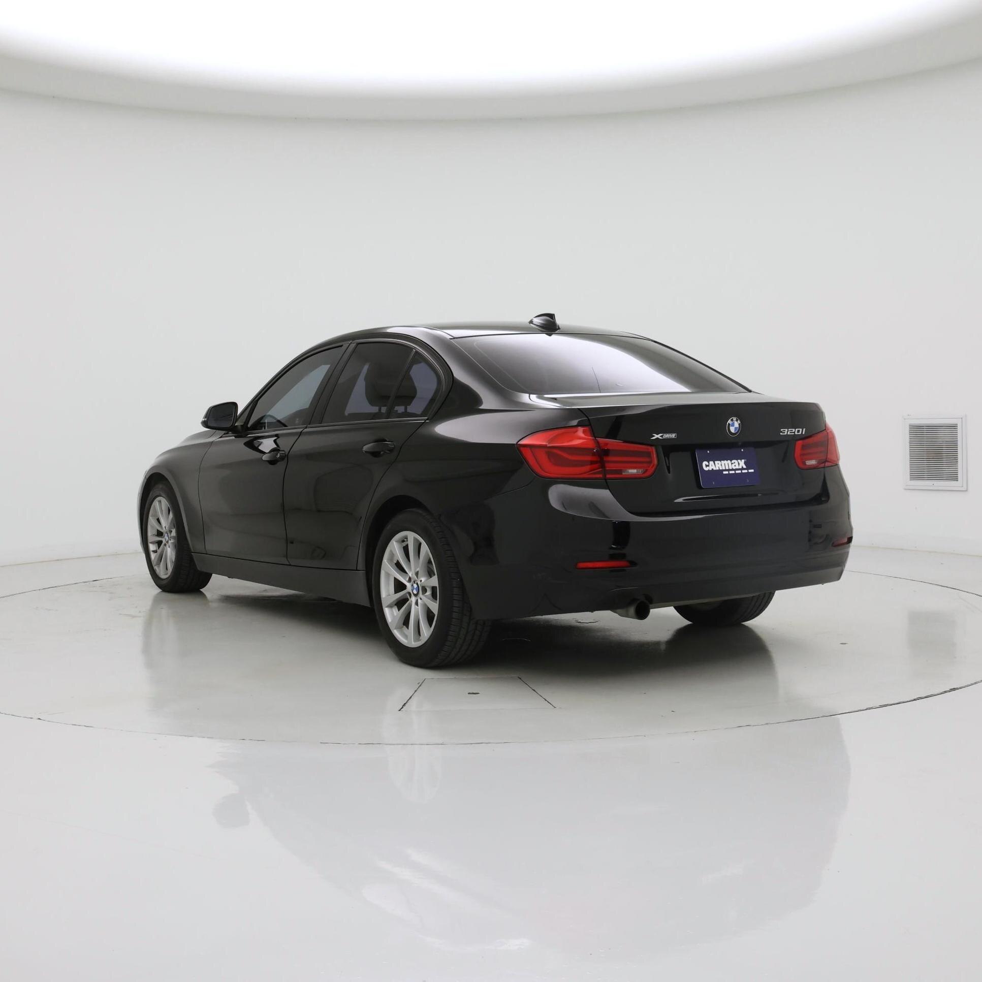 Thumbnail: 2017 BMW 3 Series - 2
