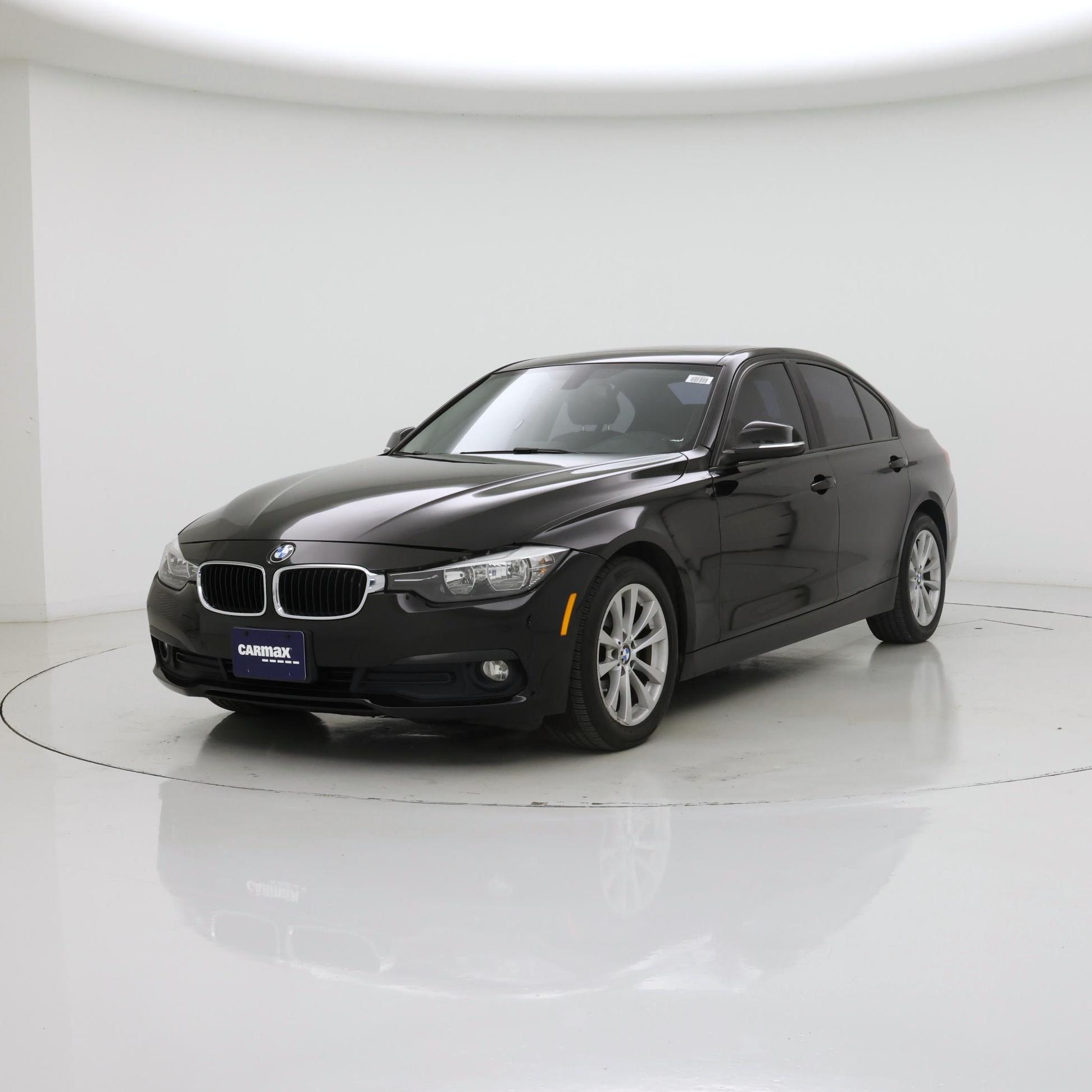 Thumbnail: 2017 BMW 3 Series - 4