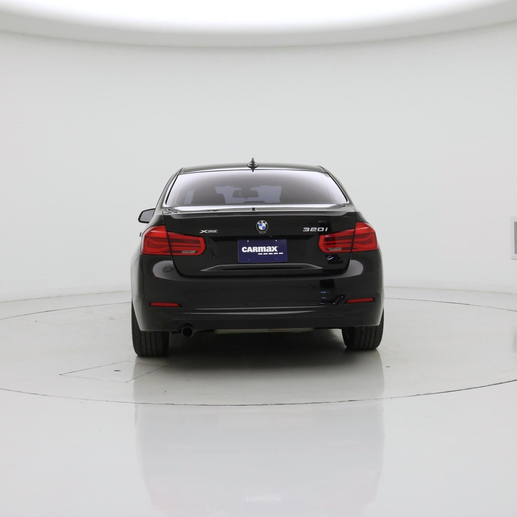 Thumbnail: 2017 BMW 3 Series - 6