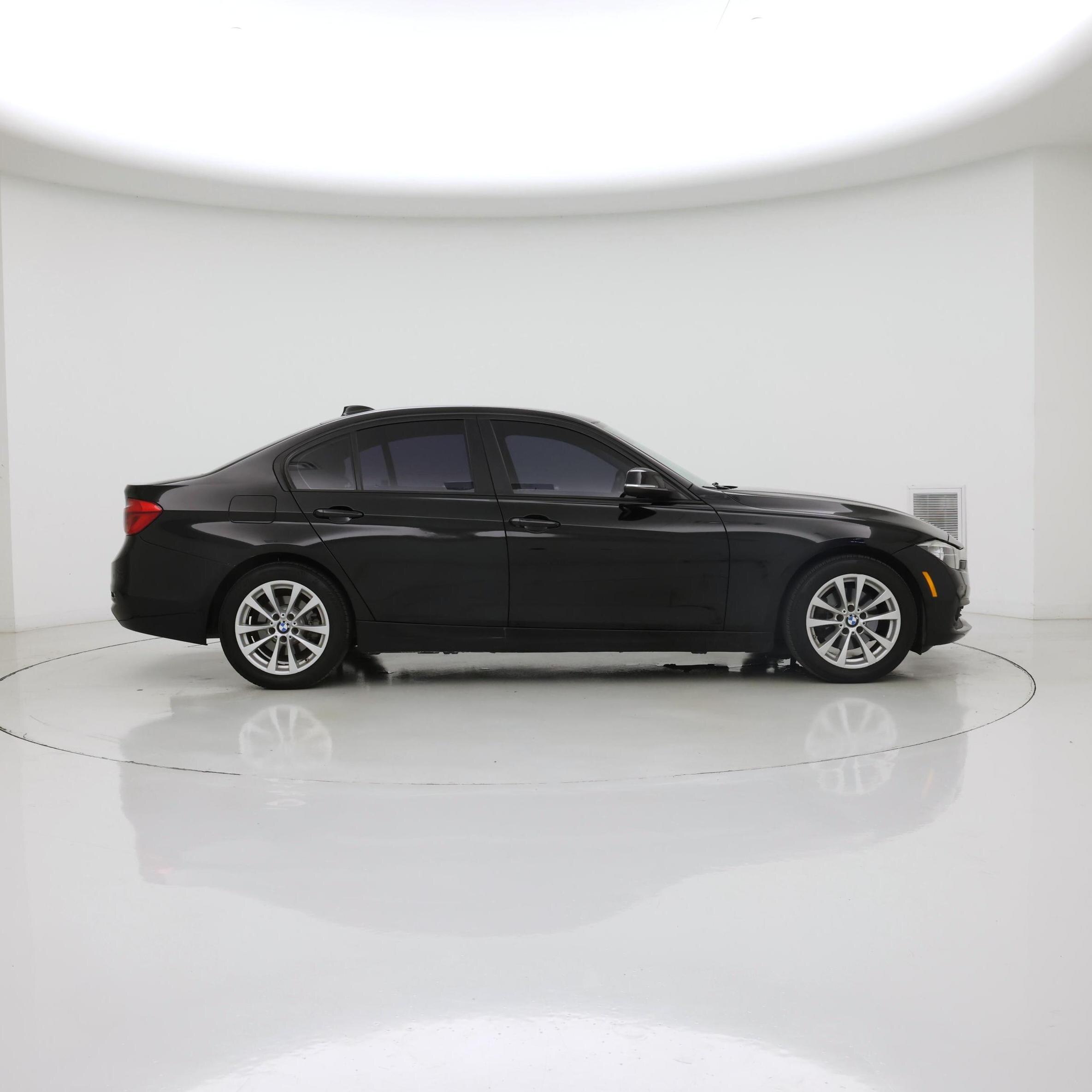 Thumbnail: 2017 BMW 3 Series - 7