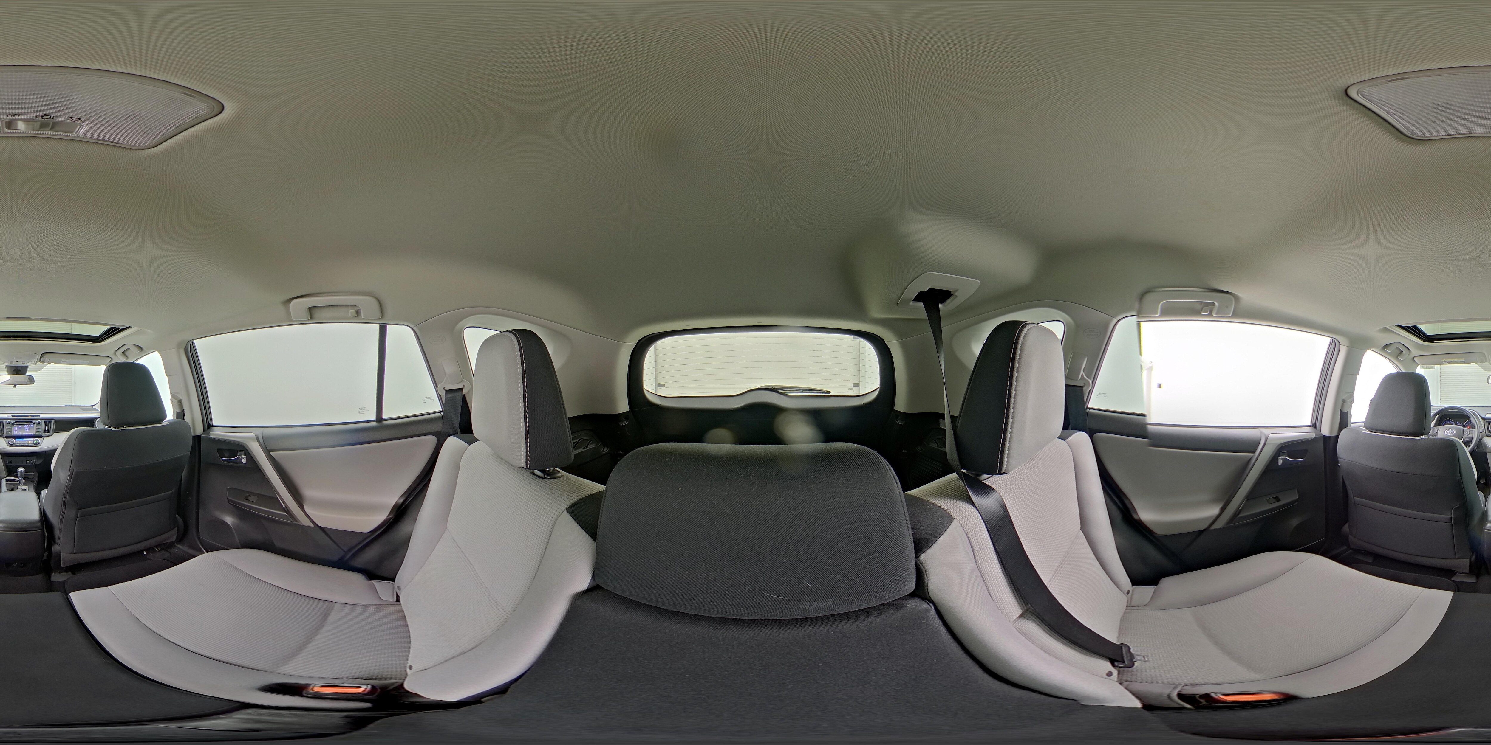 2018 Toyota RAV4 XLE - Photo 26