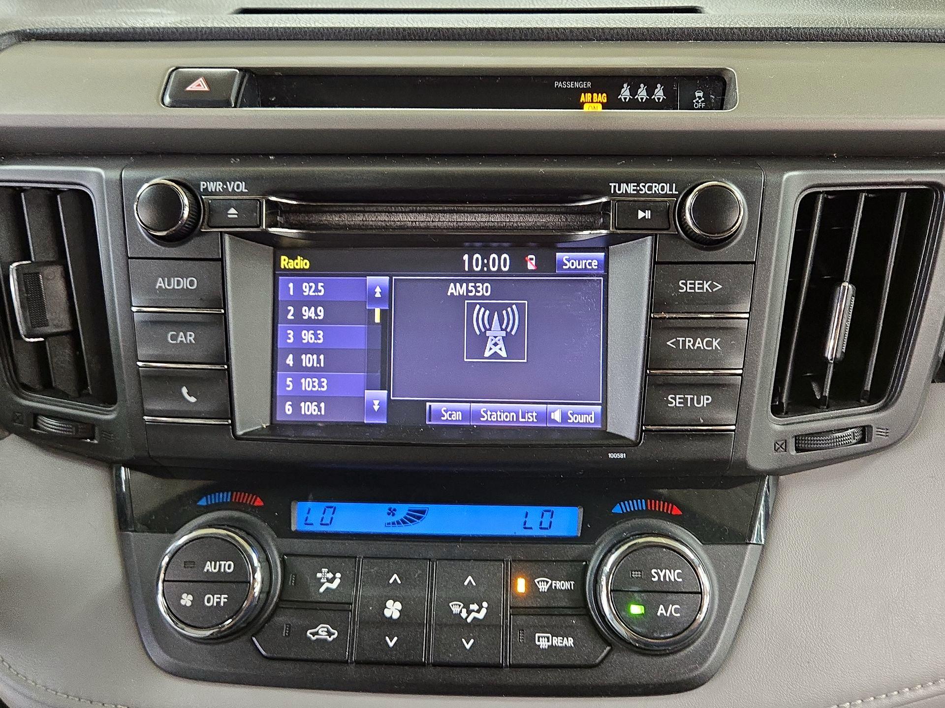 Thumbnail: 2018 Toyota RAV4 - 15