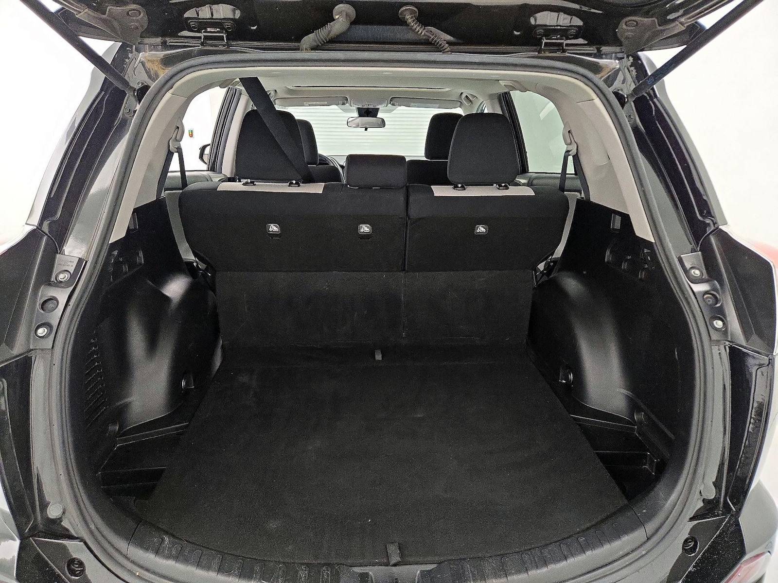 2018 Toyota RAV4 XLE - Photo 22
