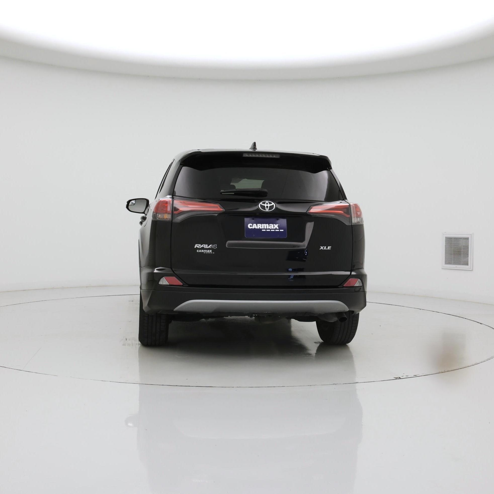 Thumbnail: 2018 Toyota RAV4 - 6