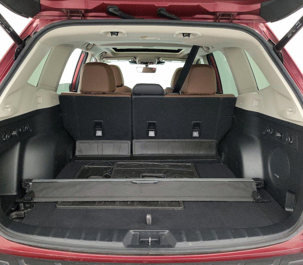 Trunk/Cargo (Seats Up)